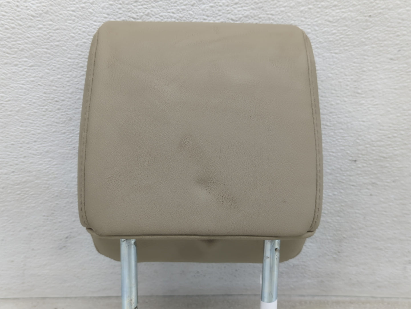 2019 Honda Cr-V Headrest Head Rest Front Driver Passenger Seat Fits OEM Used Auto Parts - Oemusedautoparts1.com