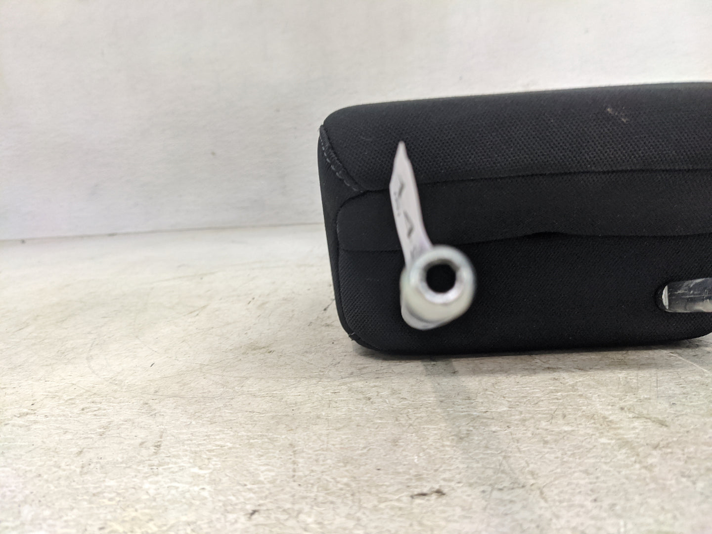 2019 Honda Cr-v Headrest Head Rest Front Driver Seat Black - Oemusedautoparts1.com