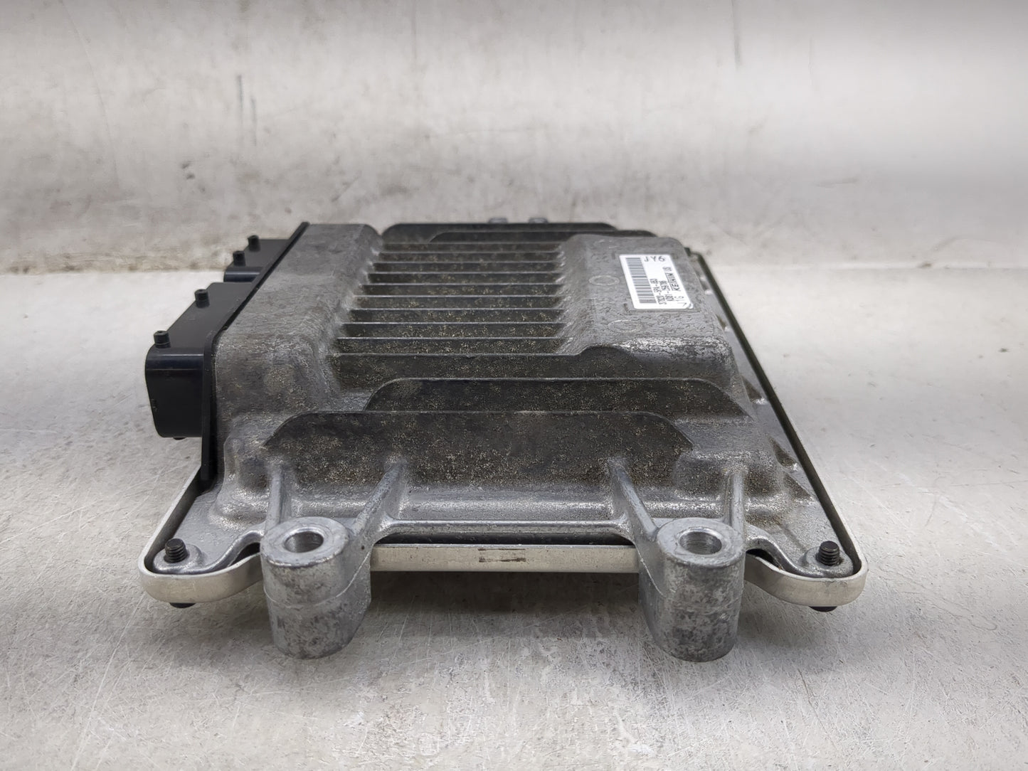 2019 Honda Cr-V PCM Engine Control Computer ECU ECM PCU OEM P/N:37820-5PA-653 K081-259786 Fits OEM Used Auto Parts - Oemused