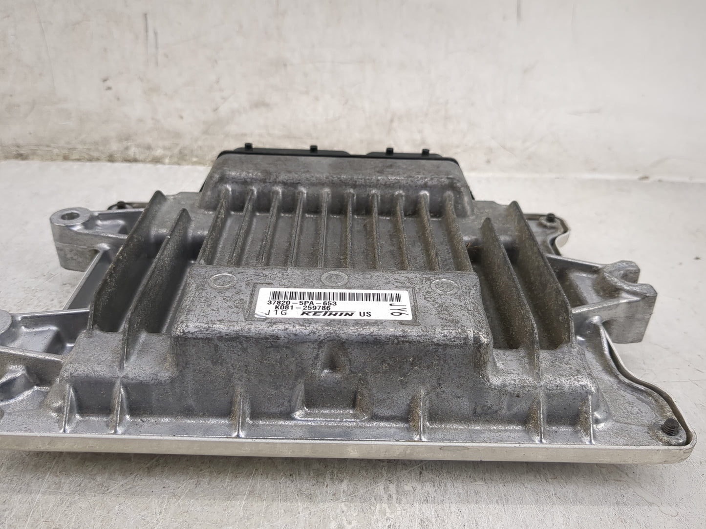 2019 Honda Cr-V PCM Engine Control Computer ECU ECM PCU OEM P/N:37820-5PA-653 K081-259786 Fits OEM Used Auto Parts - Oemused