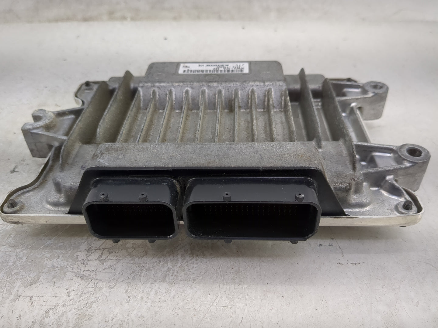 2019 Honda Cr-V PCM Engine Control Computer ECU ECM PCU OEM P/N:37820-5PA-662 Fits OEM Used Auto Parts - Oemusedautoparts1.c
