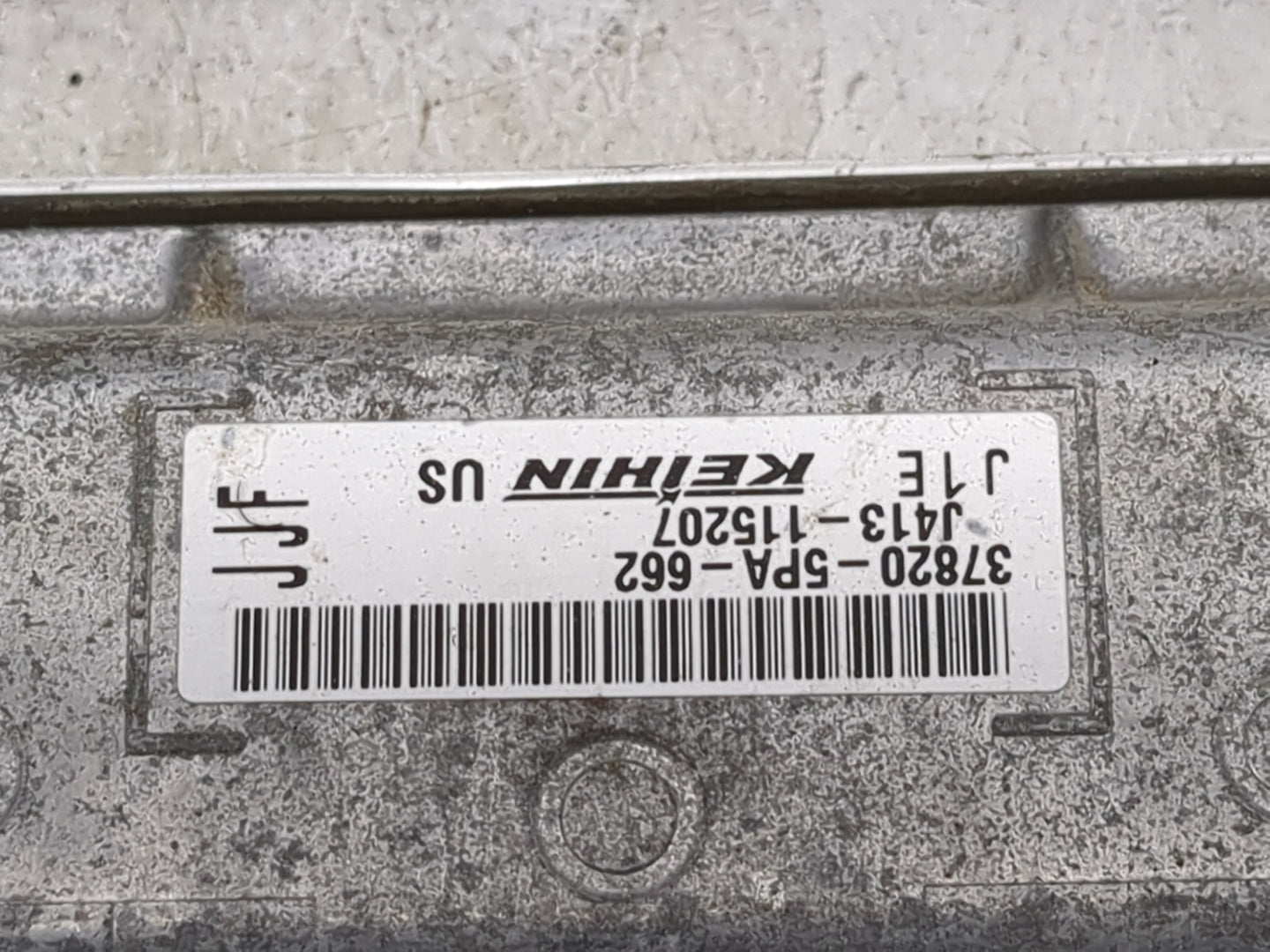 2019 Honda Cr-V PCM Engine Control Computer ECU ECM PCU OEM P/N:37820-5PA-662 Fits OEM Used Auto Parts - Oemusedautoparts1.c