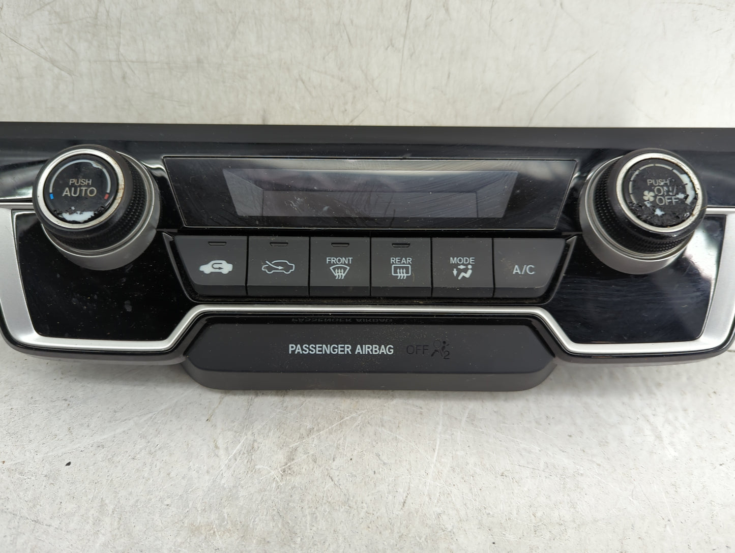 2019 Honda Cr-V Climate Control Module Temperature AC/Heater Replacement P/N:79620TLAA013M1 79620TLAAA13M1 Fits OEM Used Aut