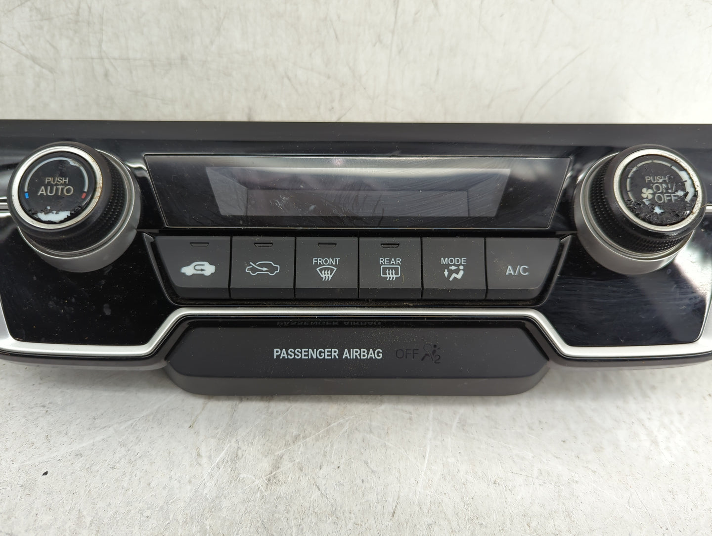 2019 Honda Cr-V Climate Control Module Temperature AC/Heater Replacement P/N:79620TLAA013M1 79620TLAAA13M1 Fits OEM Used Aut