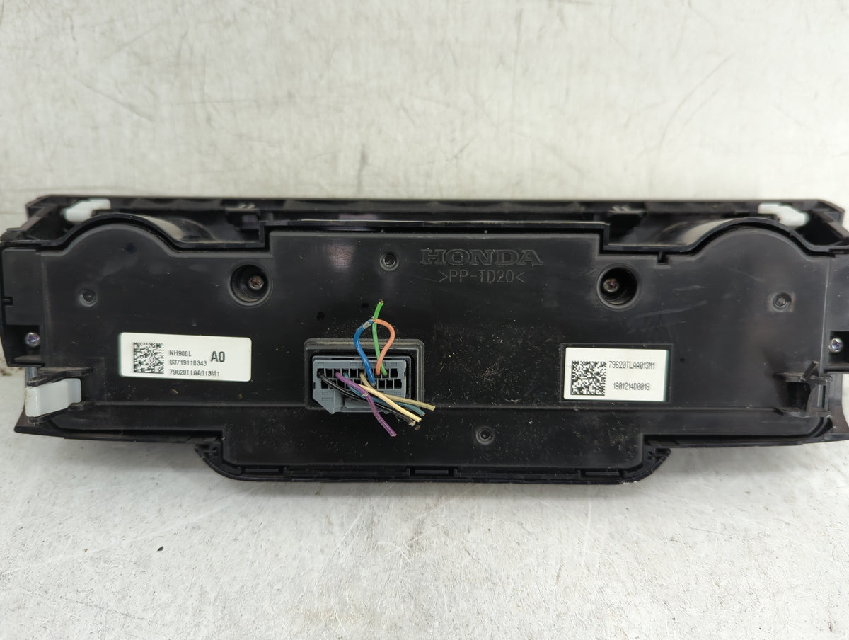 2017-2018 Honda Cr-V Climate Control Module Temperature AC/Heater Replacement P/N:79620TLAA013M1 Fits Fits 2017 2018 OEM Use