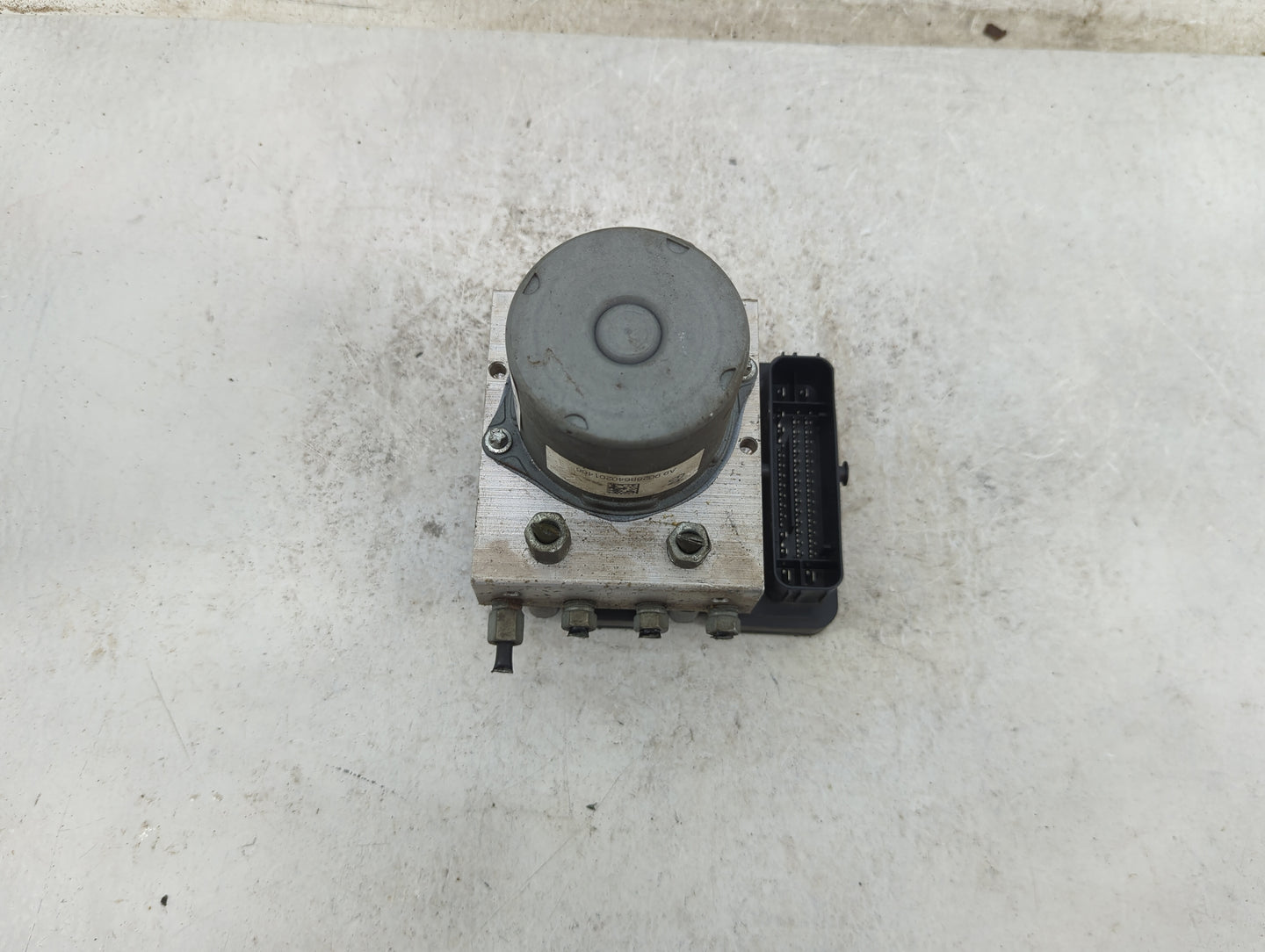 2017-2019 Honda Cr-V ABS Pump Control Module Replacement P/N:57110-TLA-A960-M1 269856 Fits Fits 2017 2018 2019 OEM Used Auto