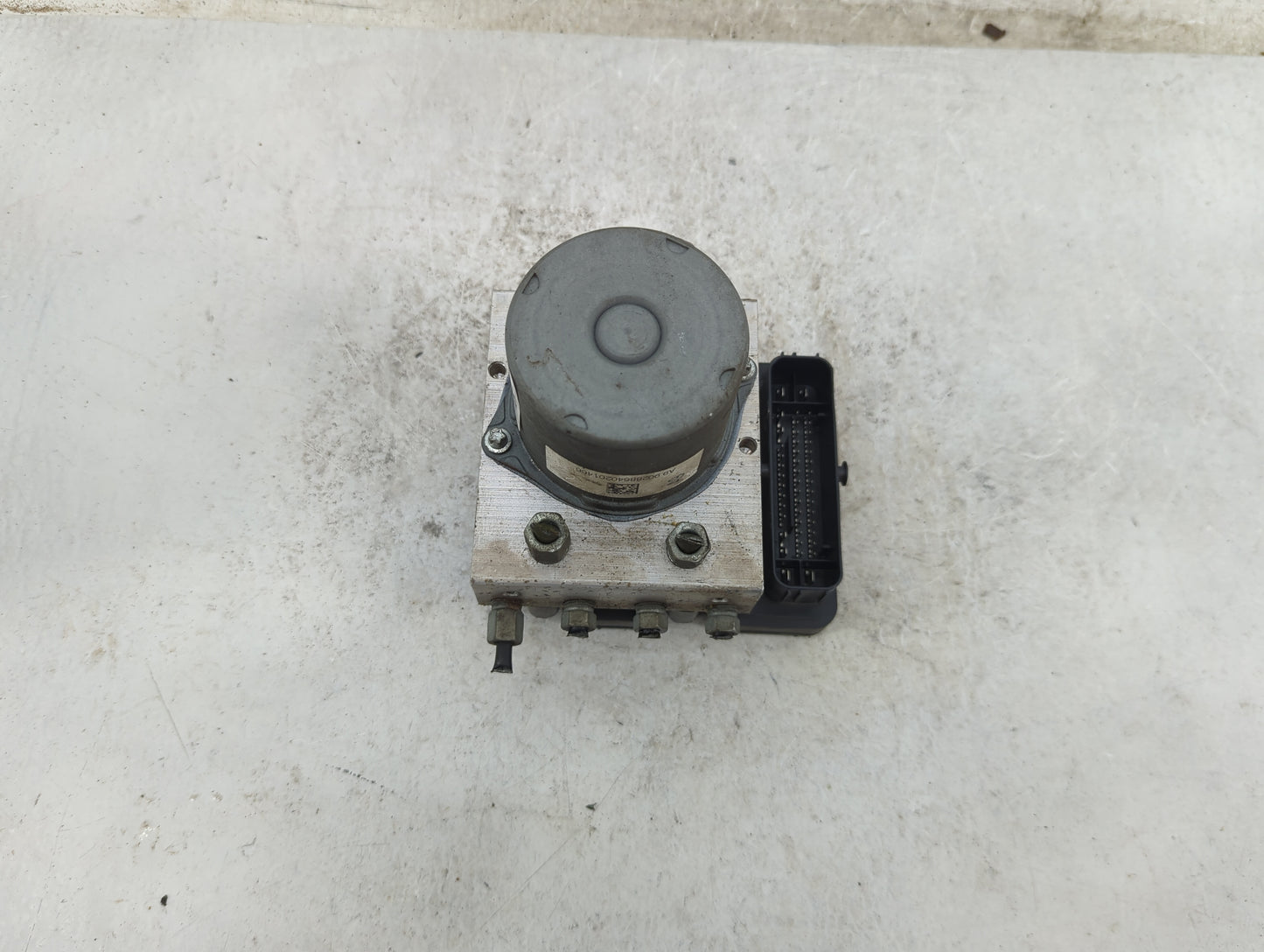 2017-2019 Honda Cr-V ABS Pump Control Module Replacement P/N:57110-TLA-A960-M1 269856 Fits Fits 2017 2018 2019 OEM Used Auto