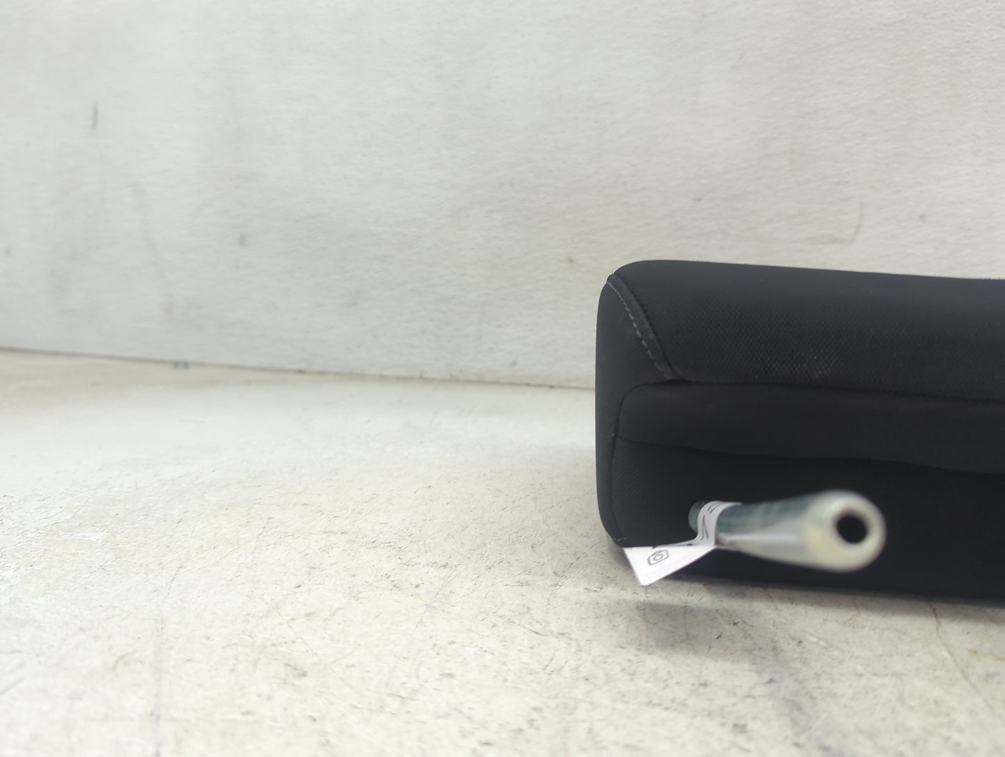 2019 Honda Cr-V Headrest Head Rest Rear Seat Fits OEM Used Auto Parts - Oemusedautoparts1.com