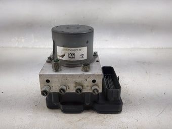 compare product 2017-2019 Honda Cr-V Anti-Lock Brake ABS Pump Module Actuator OEM P/N:A9058864020211 0265290530 Fits Fits 2017 2018 2019 OEM Used Auto Parts