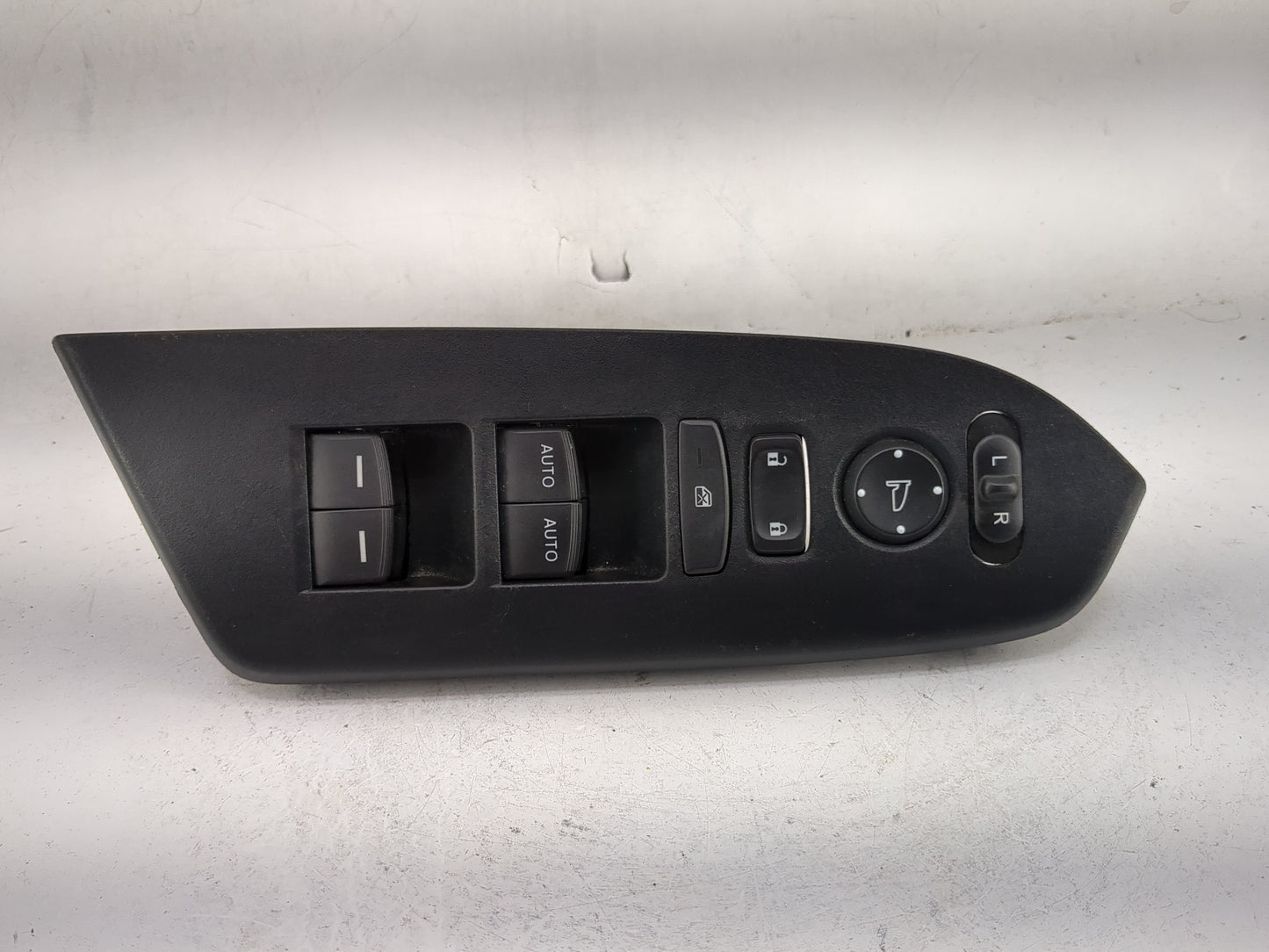 2017-2022 Honda Cr-V Master Power Window Switch Replacement Driver Side Left P/N:83591-TLA-A010-51 Fits OEM Used Auto Parts 
