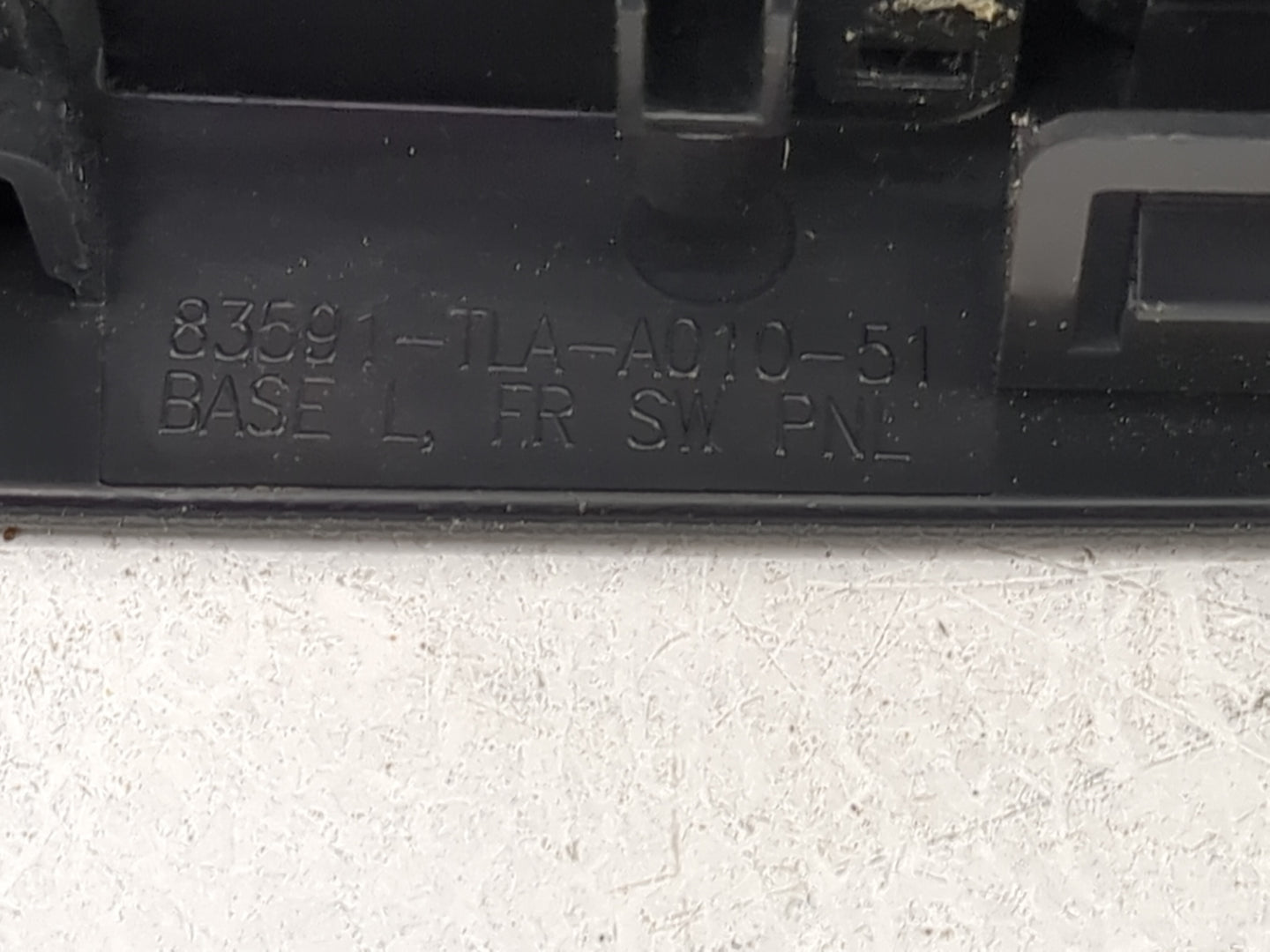 2017-2022 Honda Cr-V Master Power Window Switch Replacement Driver Side Left P/N:83591-TLA-A010-51 Fits OEM Used Auto Parts 