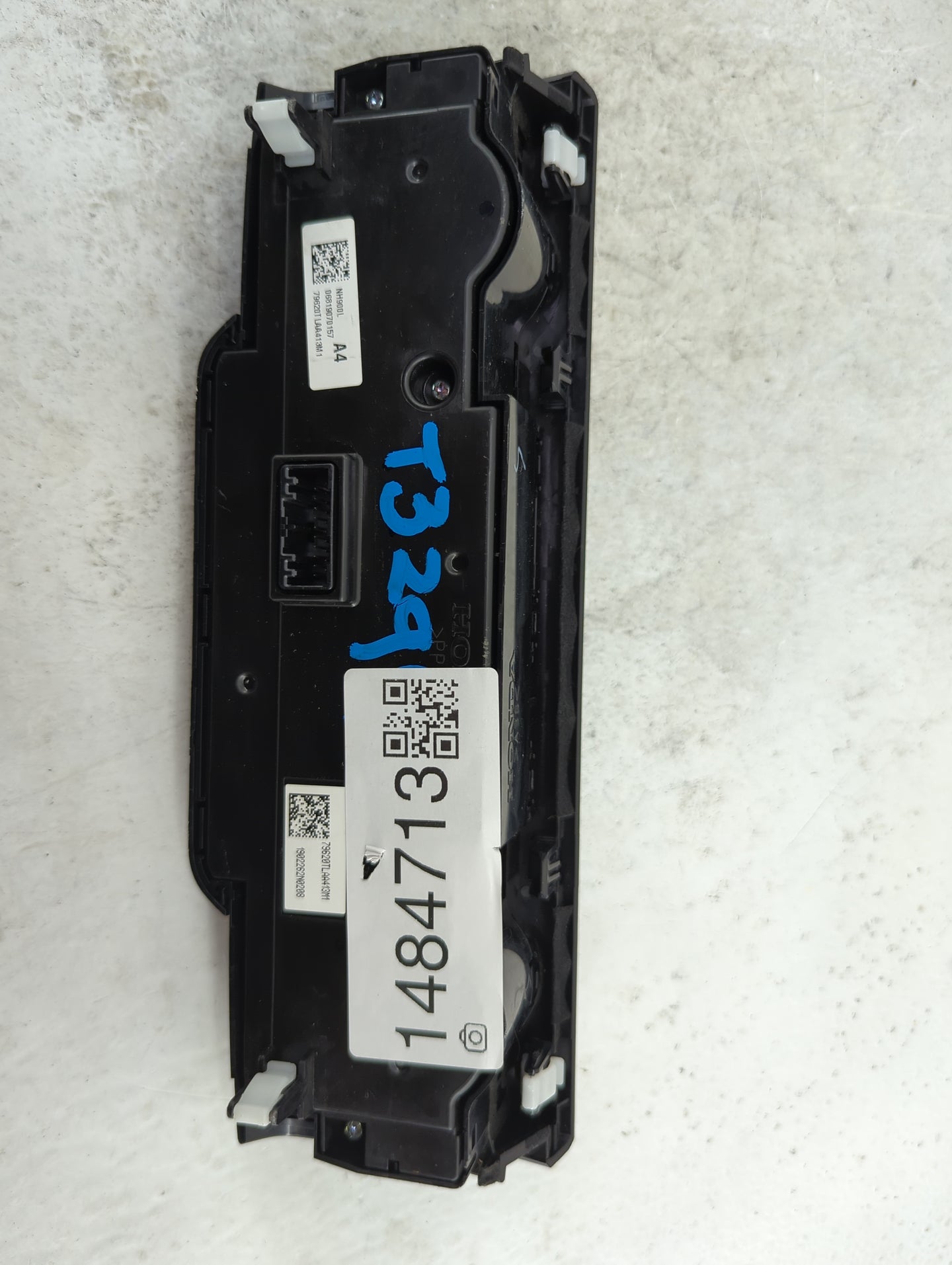 2019 Honda Cr-V Climate Control Module Temperature AC/Heater Replacement P/N:79620T LAA413M1 068190070157 Fits OEM Used Auto