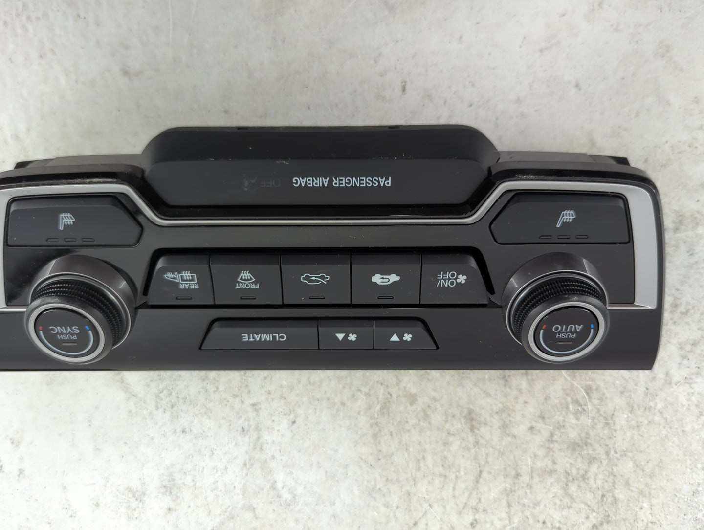 2019 Honda Cr-V Climate Control Module Temperature AC/Heater Replacement P/N:79620TLAA413M1 79M251LAA413M1 Fits OEM Used Aut