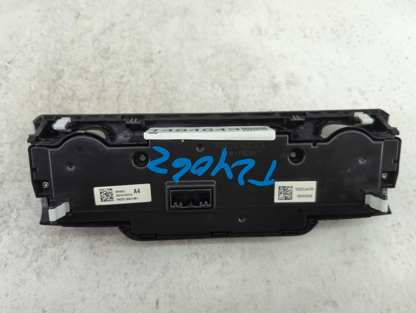 2019 Honda Cr-V Climate Control Module Temperature AC/Heater Replacement P/N:79620TLAA413M1 79M251LAA413M1 Fits OEM Used Aut