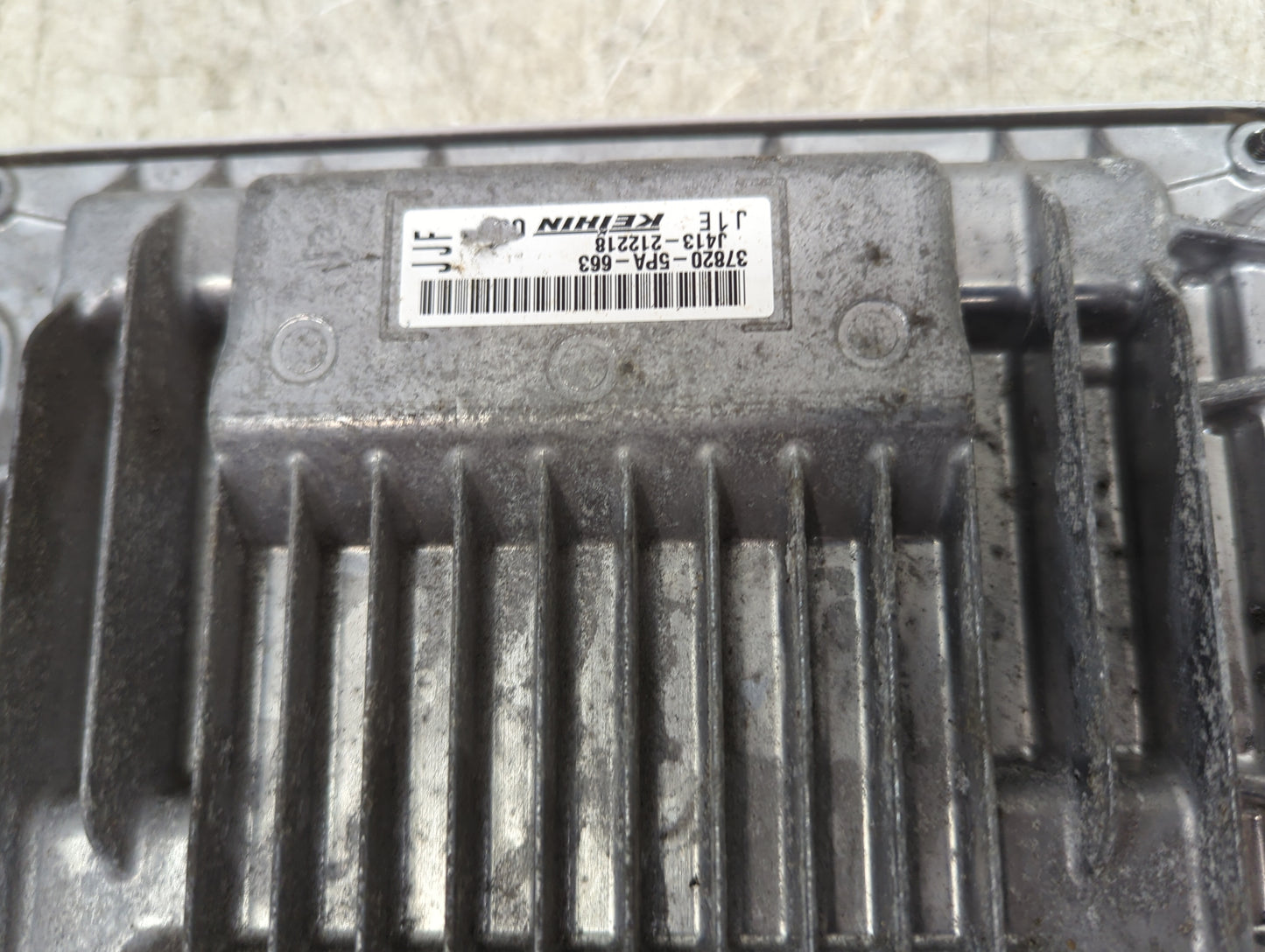2019 Honda Cr-V PCM Engine Control Computer ECU ECM PCU OEM P/N:37820-5PA-663 J413-212218 Fits OEM Used Auto Parts - Oemused