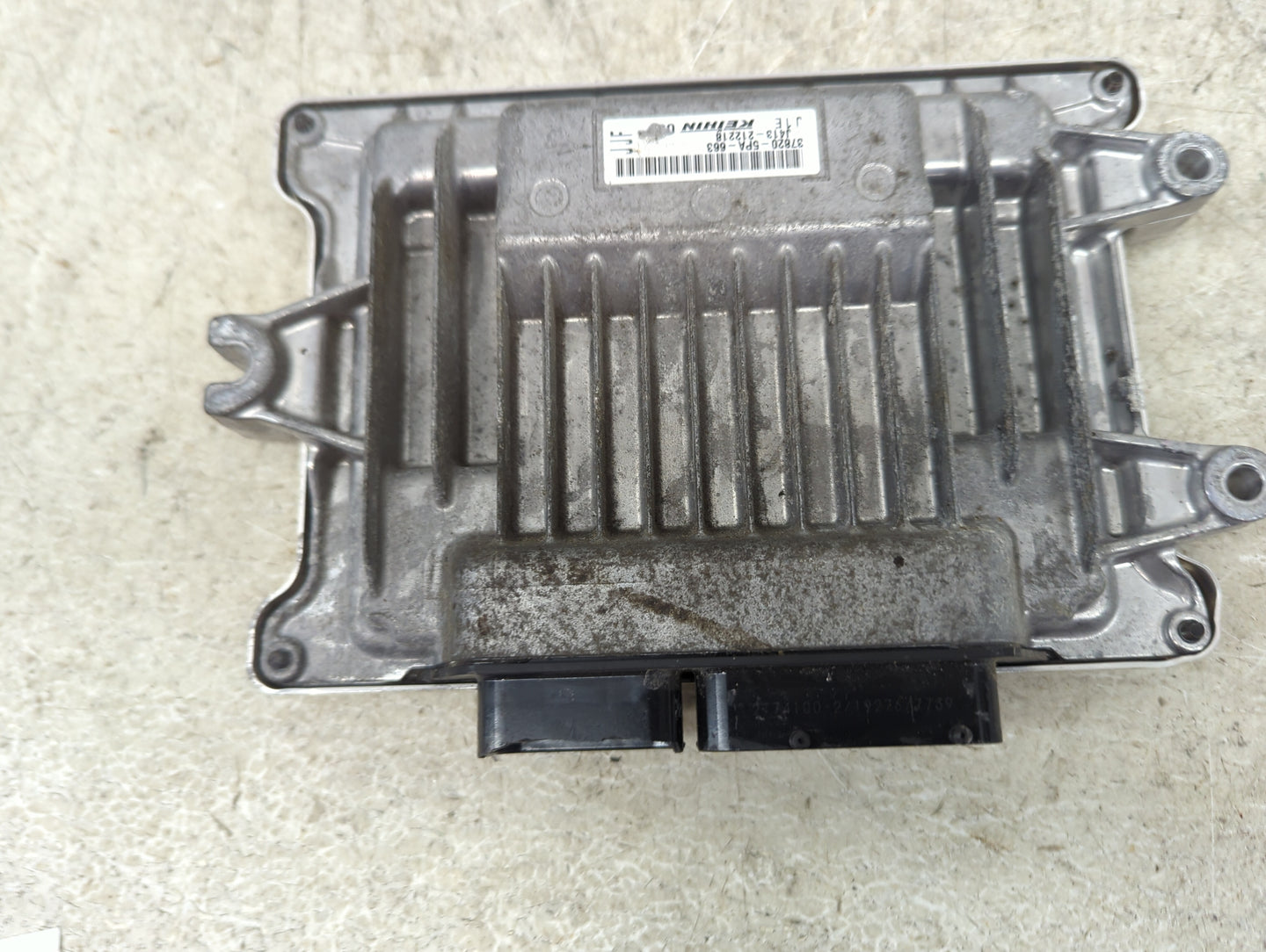 2019 Honda Cr-V PCM Engine Control Computer ECU ECM PCU OEM P/N:37820-5PA-663 J413-212218 Fits OEM Used Auto Parts - Oemused