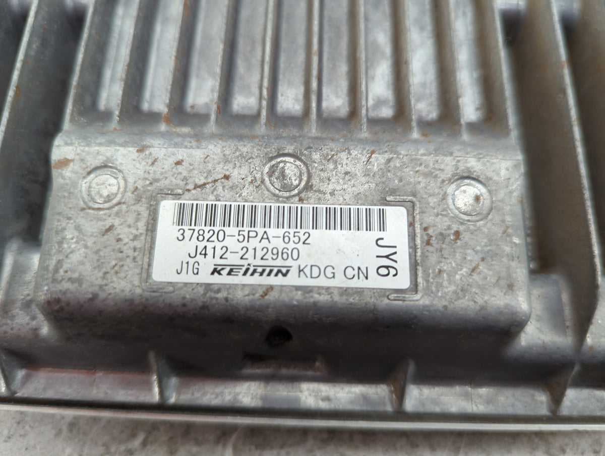 2019 Honda Cr-V PCM Engine Control Computer ECU ECM PCU OEM P/N:37820-5PA-652 Fits OEM Used Auto Parts - Oemusedautoparts1.c