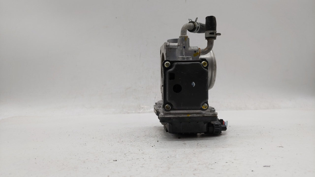 2017-2018 Honda Cr-V Throttle Body P/N:GMG9A Fits Fits 2016 2017 2018 2019 OEM Used Auto Parts - Oemusedautoparts1.com