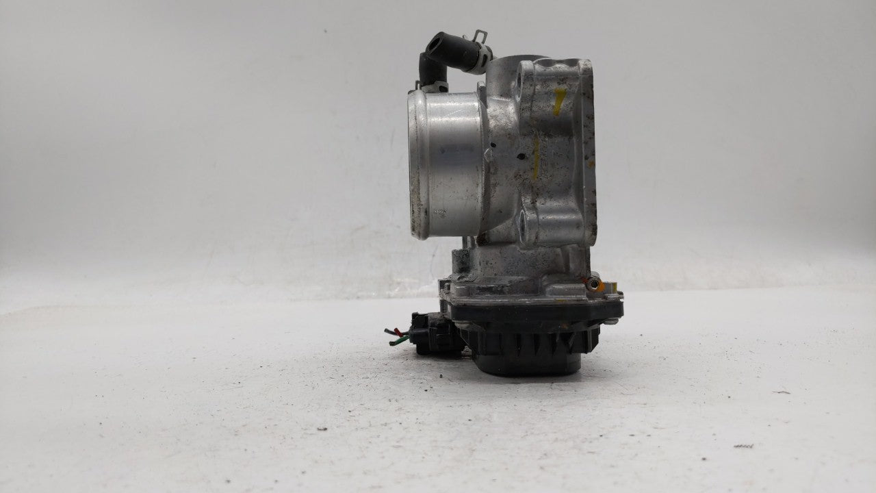 2017-2018 Honda Cr-V Throttle Body P/N:GMG9A Fits Fits 2016 2017 2018 2019 OEM Used Auto Parts - Oemusedautoparts1.com