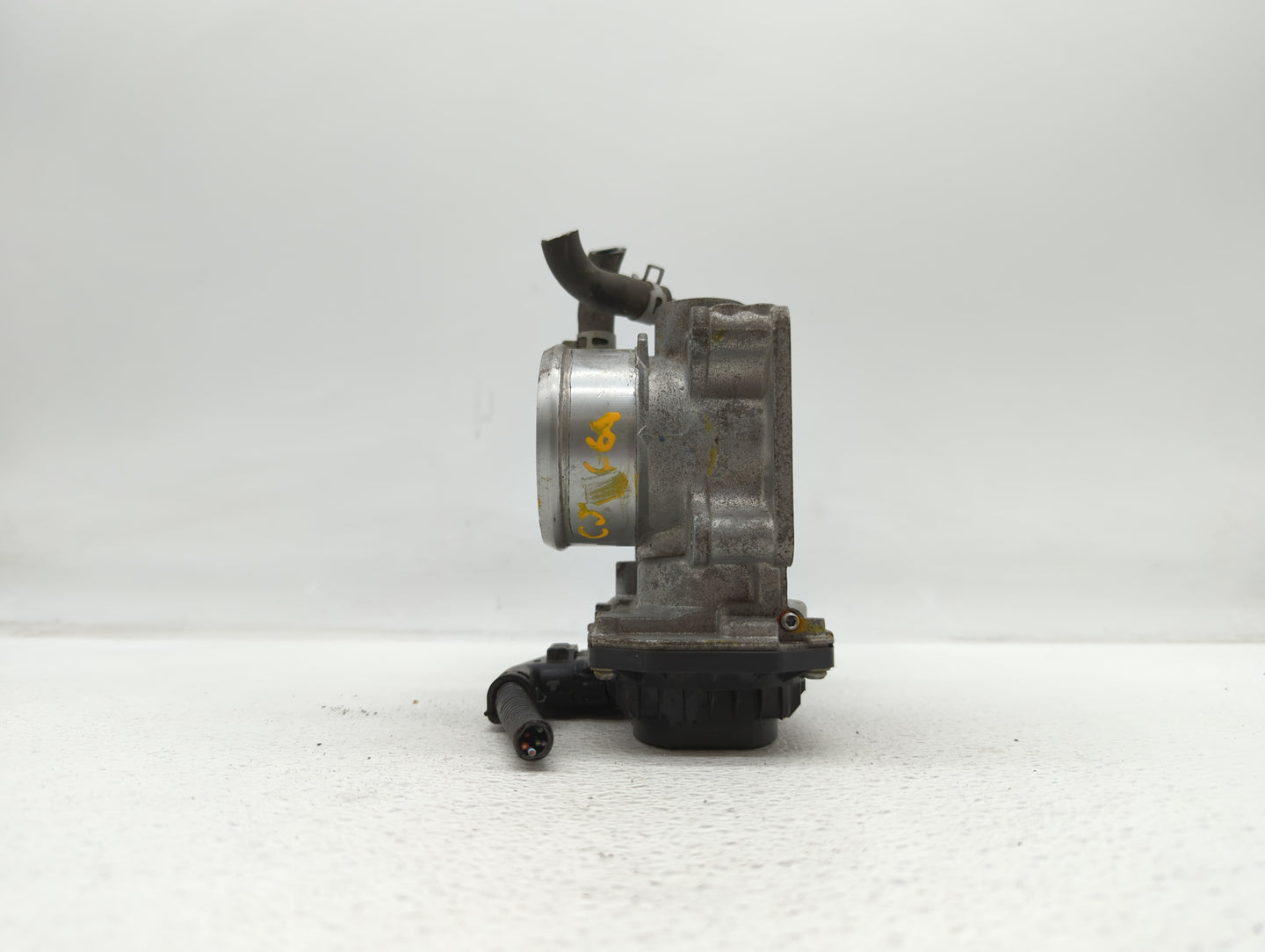 2017-2018 Honda Cr-V Throttle Body P/N:GMG9A Fits Fits 2016 2017 2018 2019 OEM Used Auto Parts - Oemusedautoparts1.com