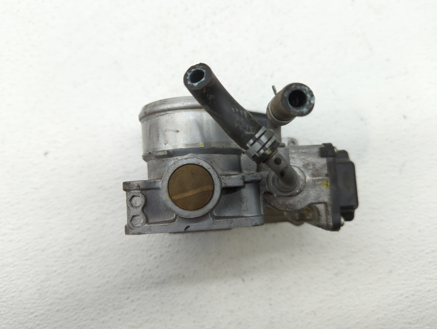 2017-2018 Honda Cr-V Throttle Body P/N:GMG9A Fits Fits 2016 2017 2018 2019 OEM Used Auto Parts - Oemusedautoparts1.com
