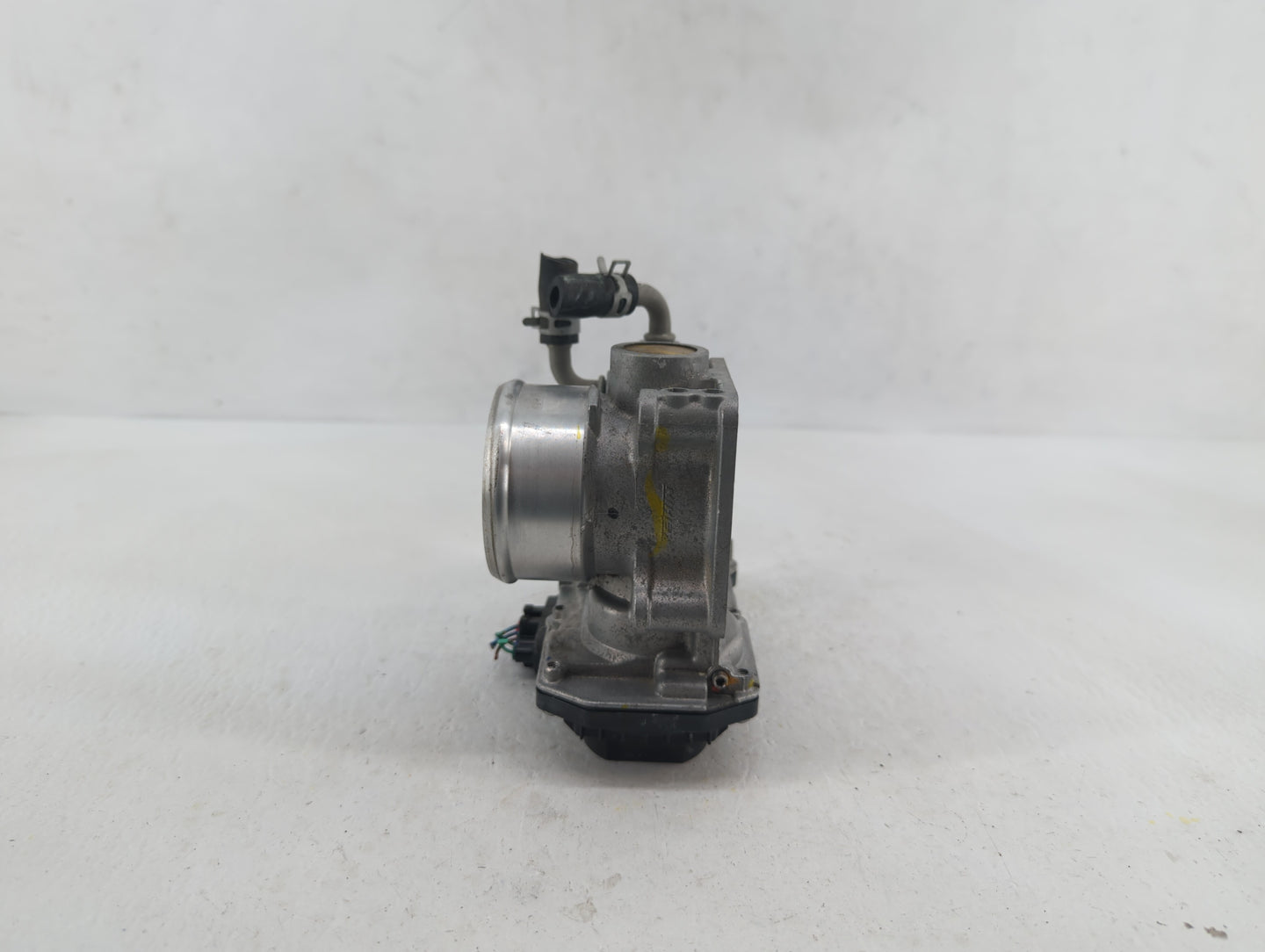 2017-2018 Honda Cr-V Throttle Body P/N:GMG9A Fits Fits 2016 2017 2018 2019 OEM Used Auto Parts - Oemusedautoparts1.com