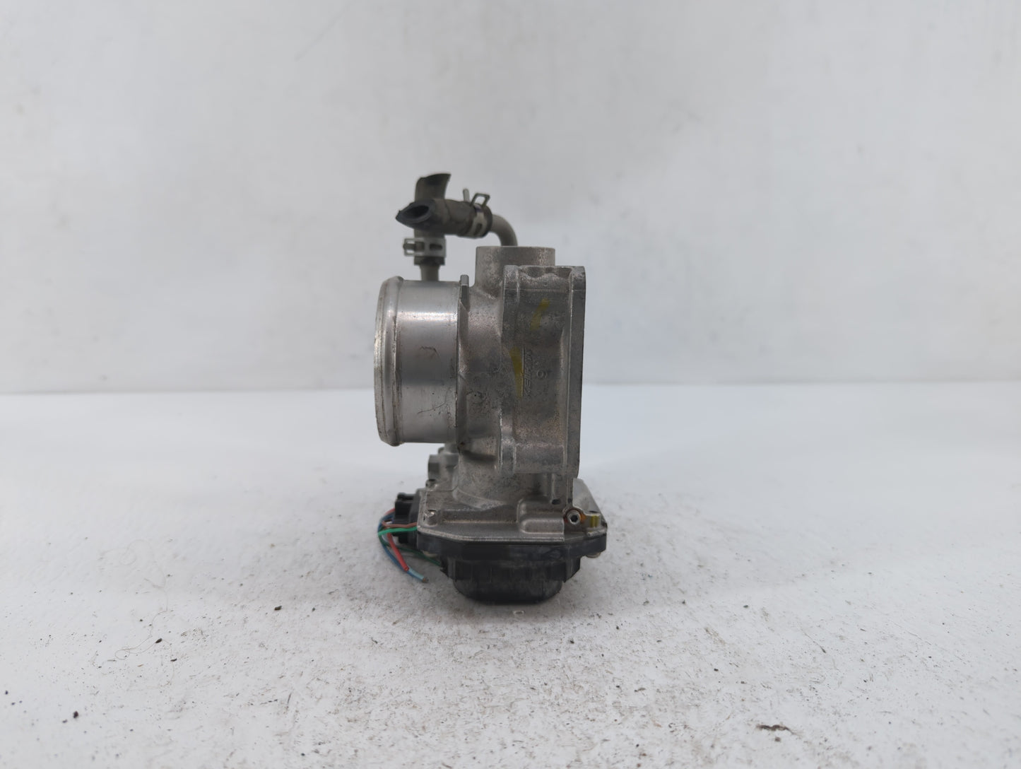 2017-2018 Honda Cr-V Throttle Body P/N:GMG9A Fits Fits 2016 2017 2018 2019 OEM Used Auto Parts - Oemusedautoparts1.com