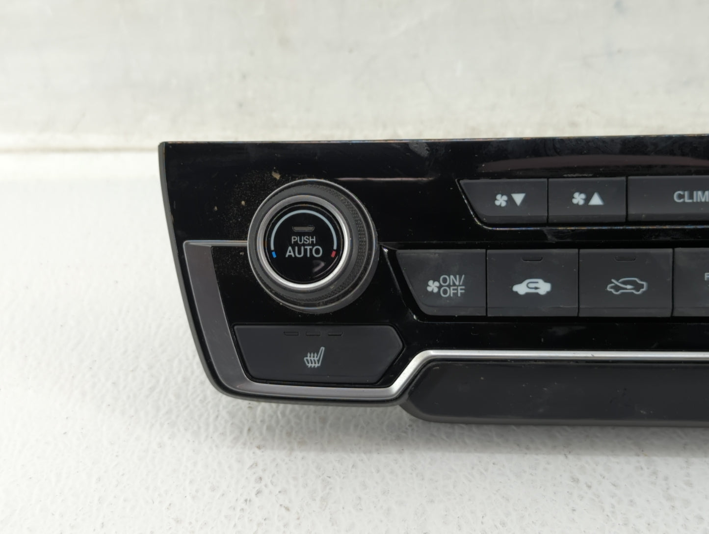 2019 Honda Cr-V Climate Control Module Temperature AC/Heater Replacement P/N:79620TLAA413M1 79620TLAA013M1 Fits OEM Used Aut