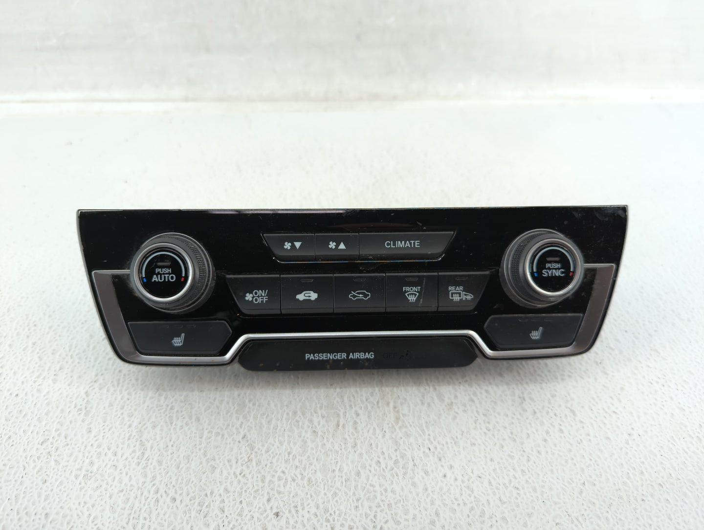 2019 Honda Cr-V Climate Control Module Temperature AC/Heater Replacement P/N:79620TLAA413M1 79620TLAA013M1 Fits OEM Used Aut