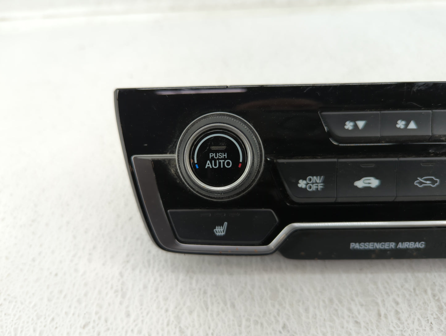 2019 Honda Cr-V Climate Control Module Temperature AC/Heater Replacement P/N:79620TLAA413M1 79620TLAA013M1 Fits OEM Used Aut