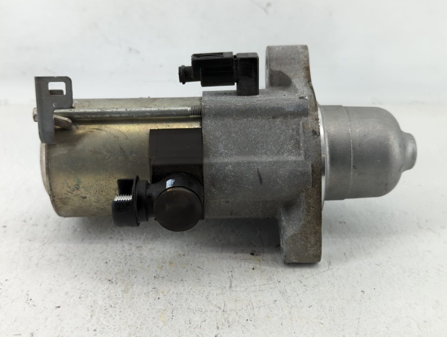 2020 Honda Cr-V Car Starter Motor Solenoid OEM P/N:SM-75009 Fits Fits 2016 2017 OEM Used Auto Parts - Oemusedautoparts1.com