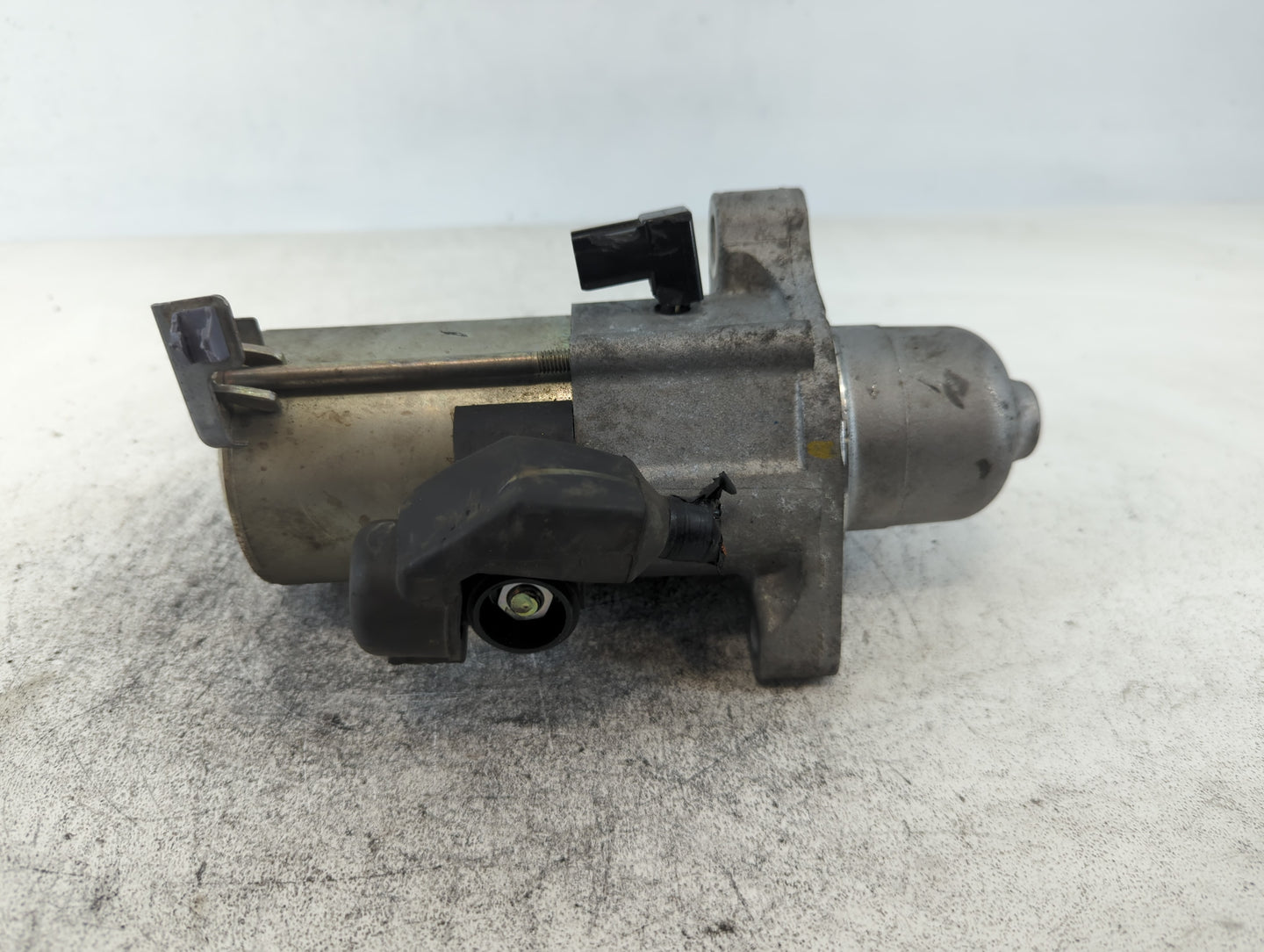 2020 Honda Cr-V Car Starter Motor Solenoid OEM P/N:SM-75008 Fits Fits 2016 2017 OEM Used Auto Parts - Oemusedautoparts1.com