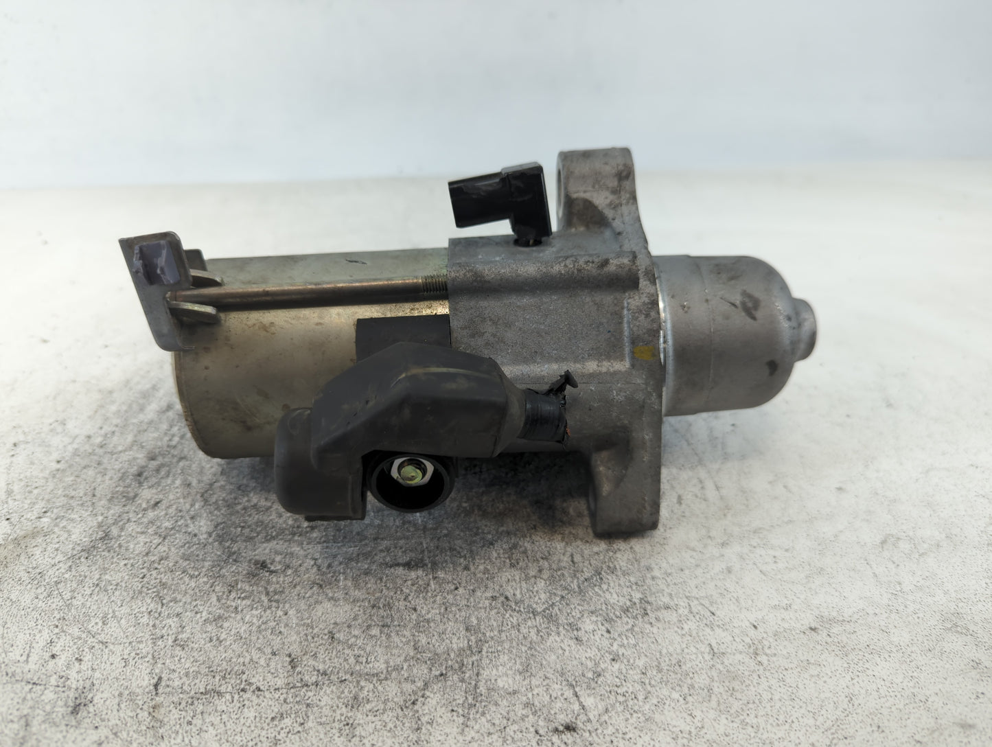 2020 Honda Cr-V Car Starter Motor Solenoid OEM P/N:SM-75008 Fits Fits 2016 2017 OEM Used Auto Parts - Oemusedautoparts1.com