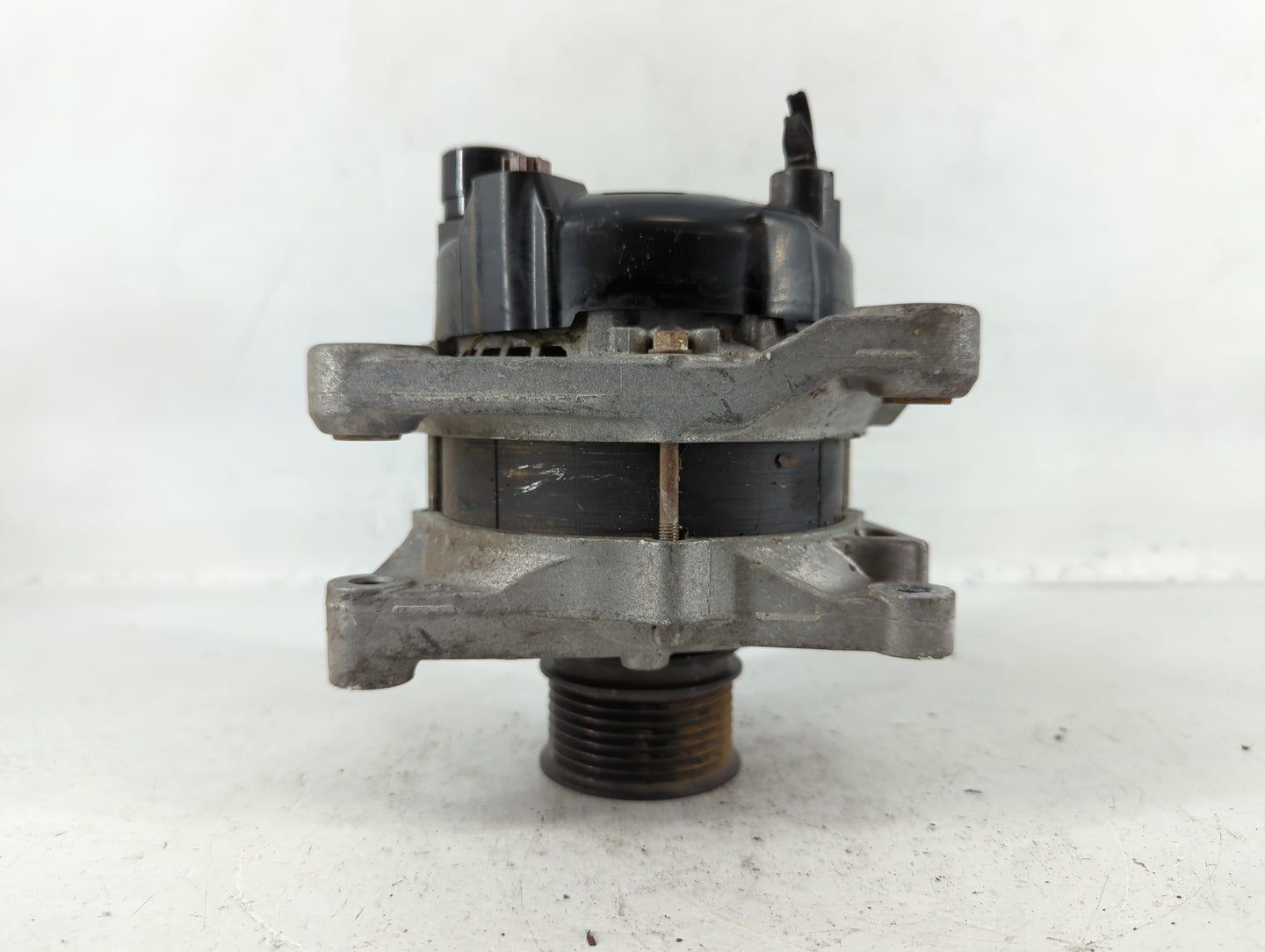 2020-2022 Honda Cr-V Alternator Replacement Generator Charging Assembly Engine OEM P/N:104211-4340 Fits OEM Used Auto Parts 