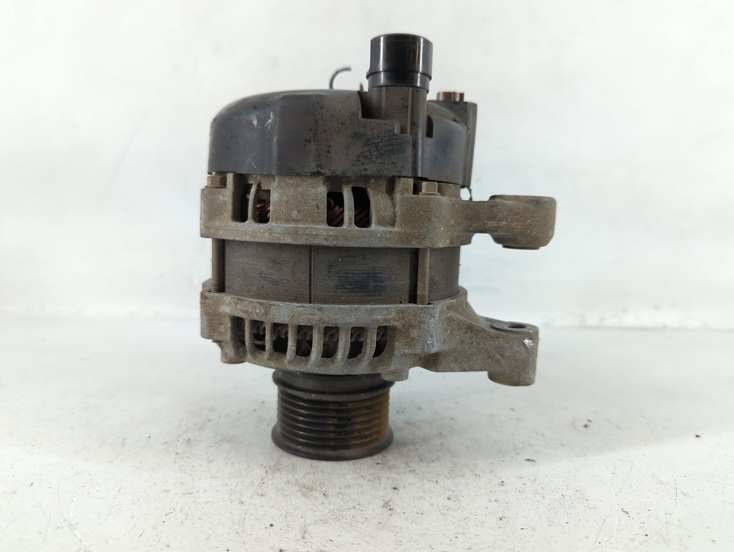 2020-2022 Honda Cr-V Alternator Replacement Generator Charging Assembly Engine OEM P/N:104211-4340 Fits OEM Used Auto Parts 