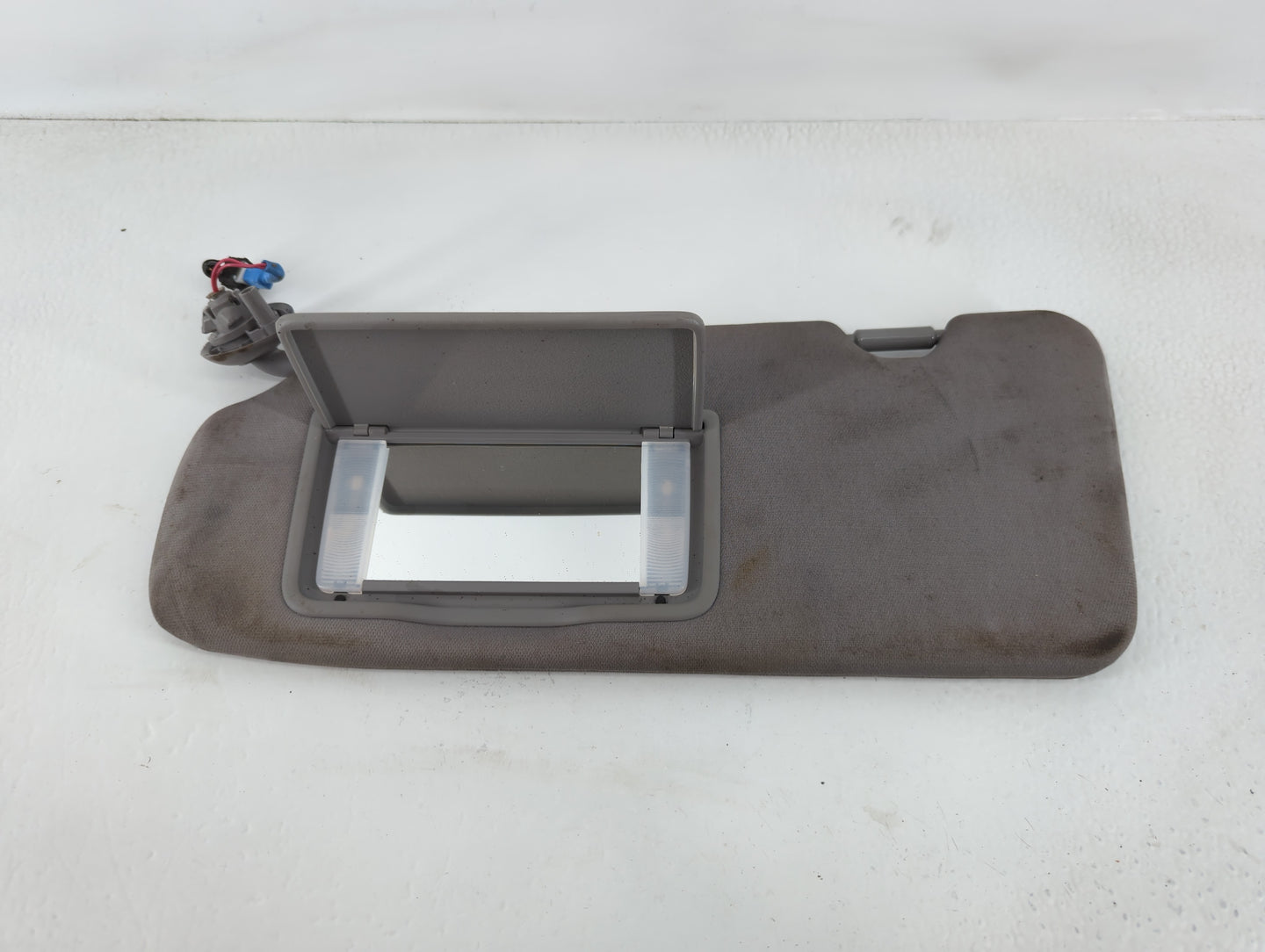2017-2019 Honda Cr-V Sun Visor Shade Replacement Passenger Right Mirror Fits Fits 2017 2018 2019 OEM Used Auto Parts - Oemus