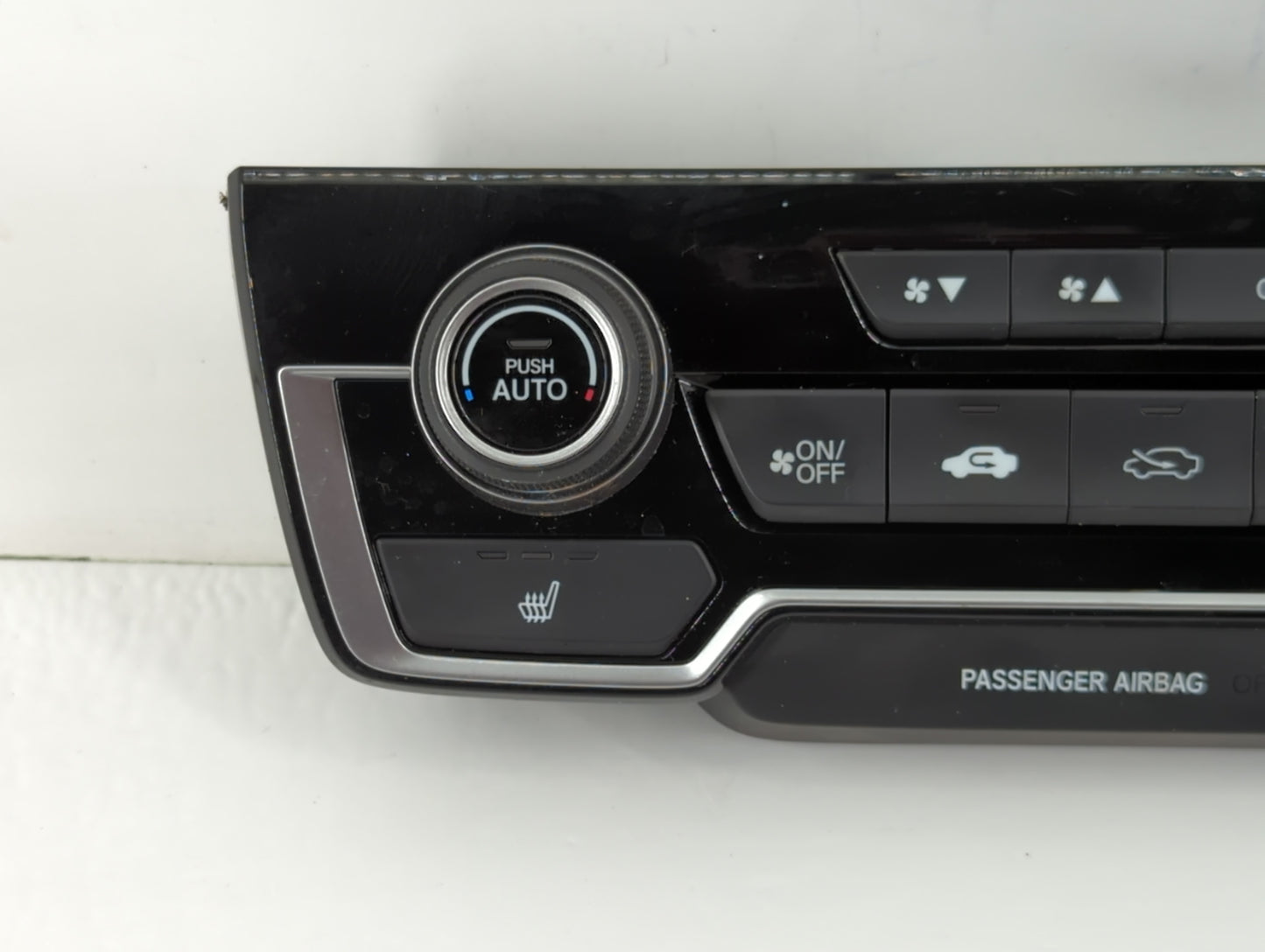 2017-2022 Honda Cr-V Climate Control Module Temperature AC/Heater Replacement P/N:03619245407 NH900L Fits OEM Used Auto Part