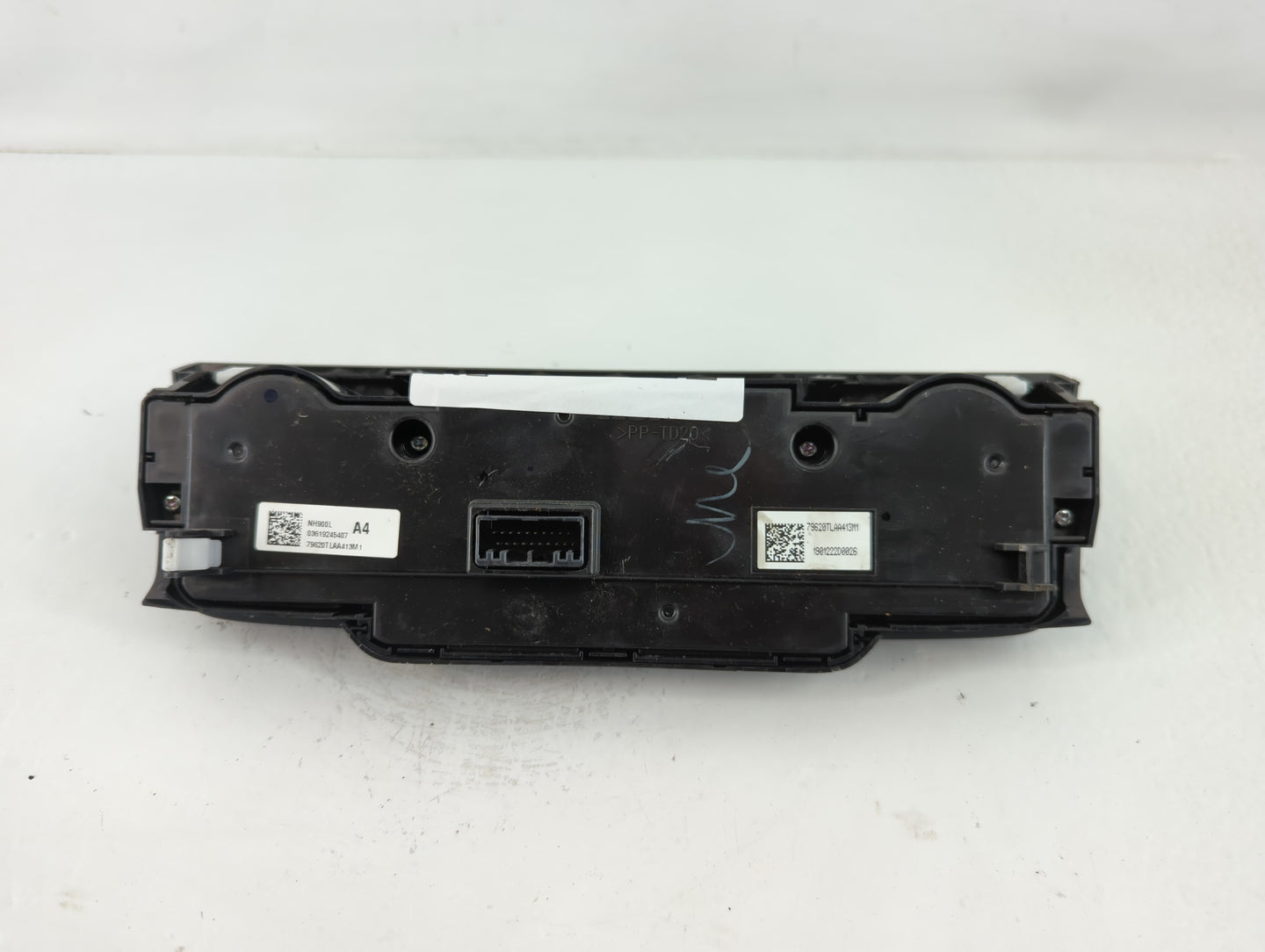 2017-2022 Honda Cr-V Climate Control Module Temperature AC/Heater Replacement P/N:03619245407 NH900L Fits OEM Used Auto Part