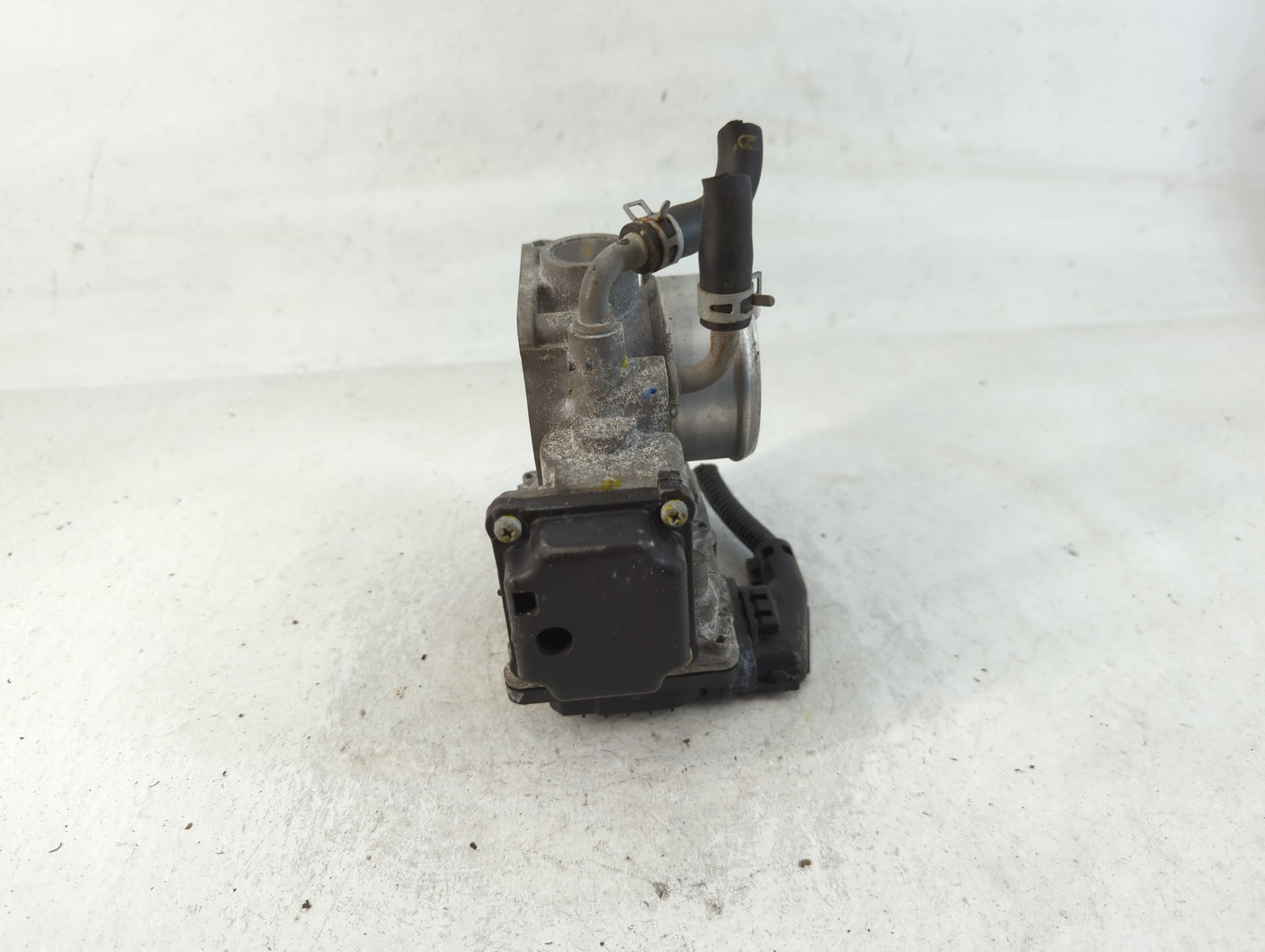 2020-2022 Honda Cr-V Throttle Body P/N:GMG9A Fits Fits 2016 2017 2018 2019 2020 2021 2022 OEM Used Auto Parts - Oemusedautop