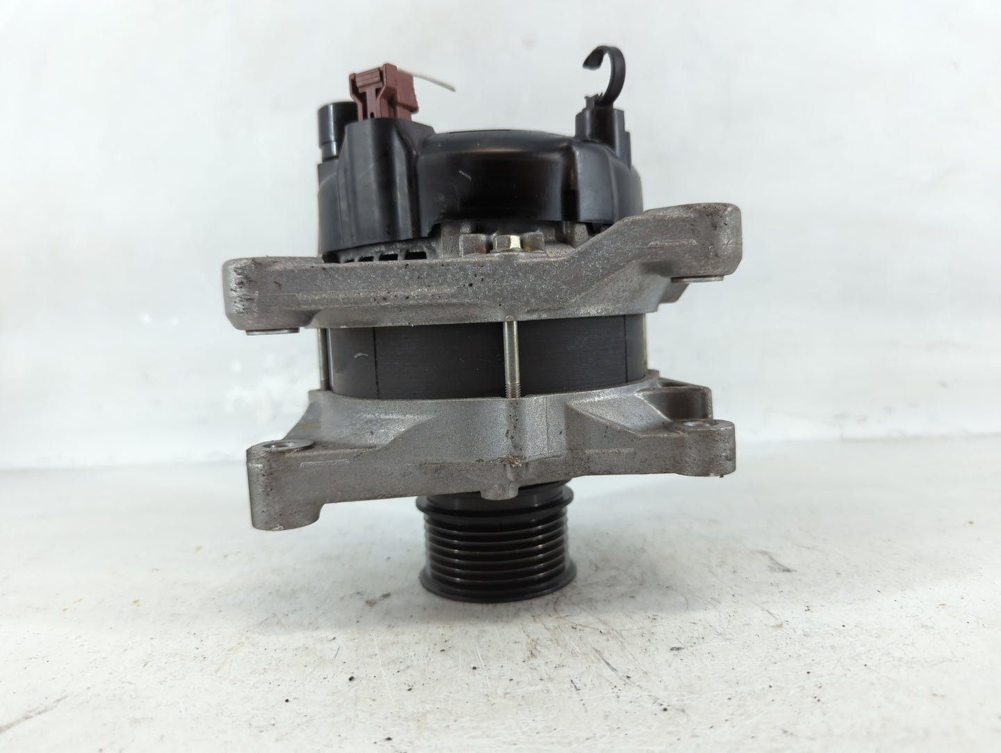 2020-2022 Honda Cr-V Alternator Replacement Generator Charging Assembly Engine OEM P/N:104211-4340 Fits OEM Used Auto Parts 