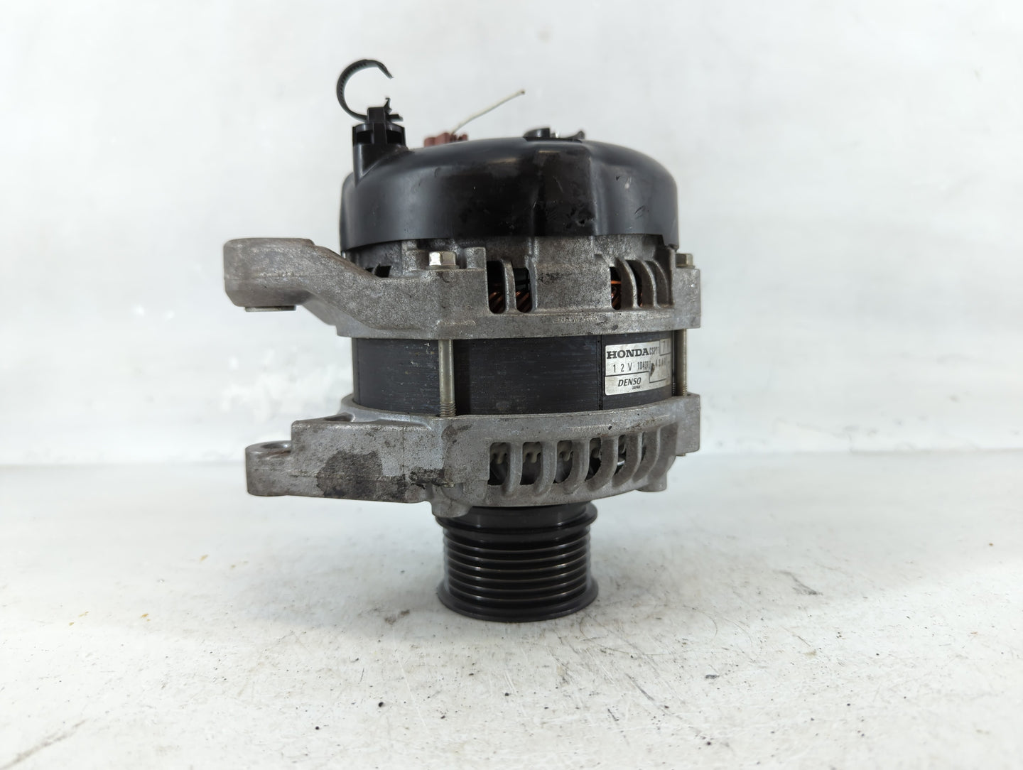 2020-2022 Honda Cr-V Alternator Replacement Generator Charging Assembly Engine OEM P/N:104211-4340 Fits OEM Used Auto Parts 