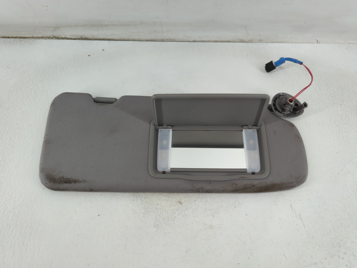 2017-2019 Honda Cr-V Sun Visor Shade Replacement Passenger Right Mirror Fits Fits 2017 2018 2019 OEM Used Auto Parts - Oemus