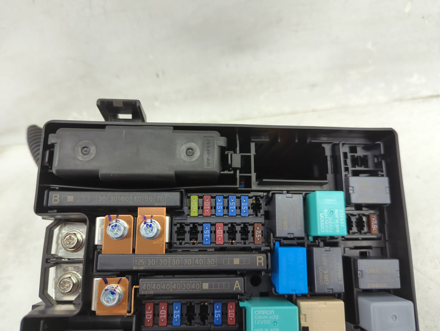 2019 Honda Crv Fusebox Fuse Box Panel Relay Module P/N:384320181108 Fits Fits 2017 2018 OEM Used Auto Parts - Oemusedautopar