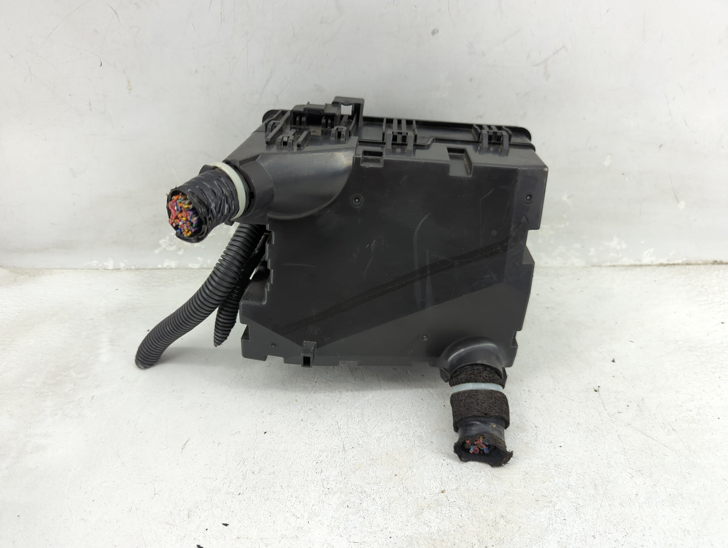 2019 Honda Crv Fusebox Fuse Box Panel Relay Module P/N:384320181108 Fits Fits 2017 2018 OEM Used Auto Parts - Oemusedautopar