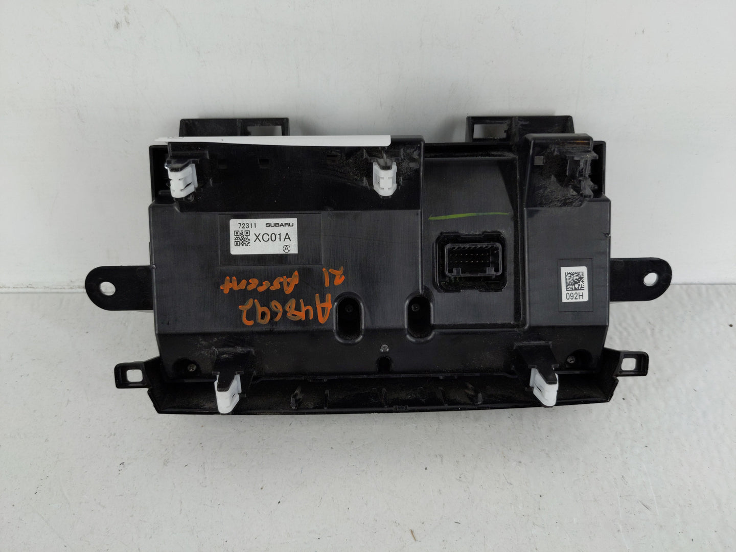 2015-2020 Honda Fit Climate Control Module Temperature AC/Heater Replacement P/N:72311XC01A Fits OEM Used Auto Parts - Oemus
