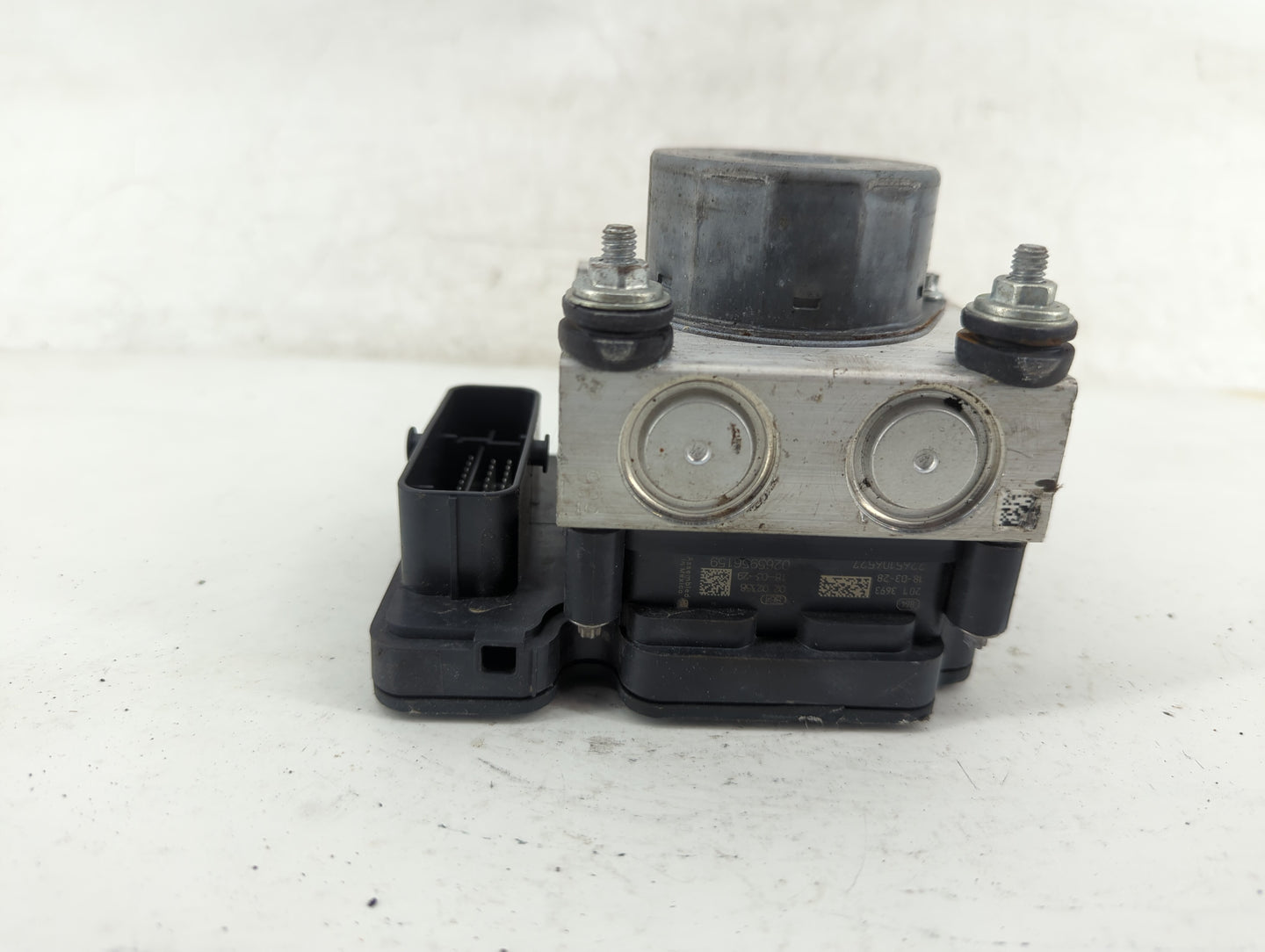 2017-2020 Honda Fit ABS Pump Control Module Replacement P/N:57110-T5R-A630-M1 Fits Fits 2017 2018 2019 2020 OEM Used Auto Pa