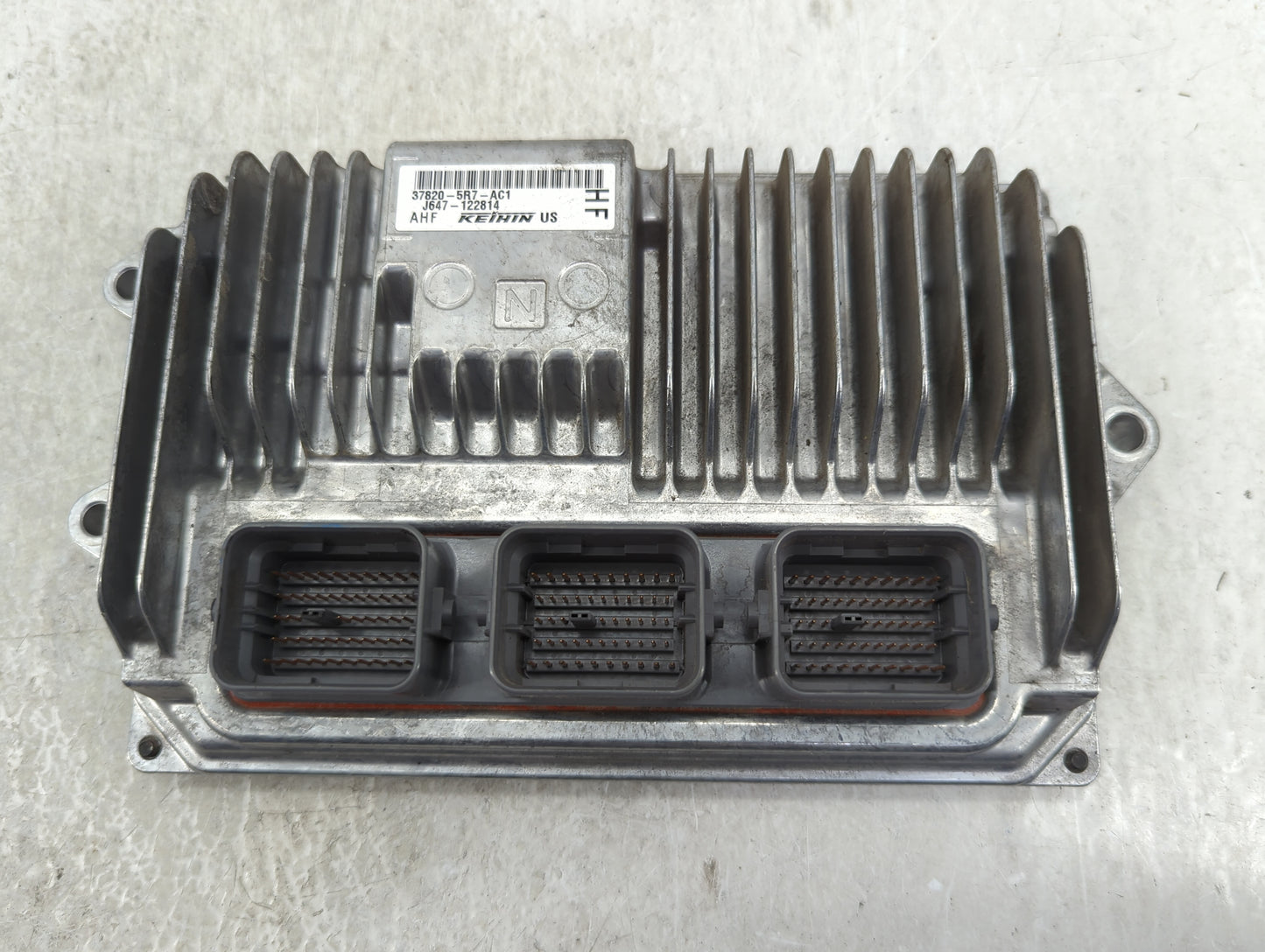 2018-2019 Honda Fit PCM Engine Control Computer ECU ECM PCU OEM P/N:37820-5R7-AC1 Fits Fits 2018 2019 OEM Used Auto Parts - 