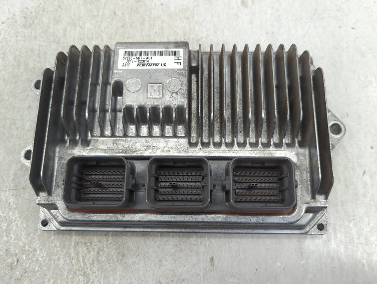 2018-2019 Honda Fit PCM Engine Control Computer ECU ECM PCU OEM P/N:37820-5R7-AC1 Fits 2018 2019 OEM Used Auto Parts - Oemus