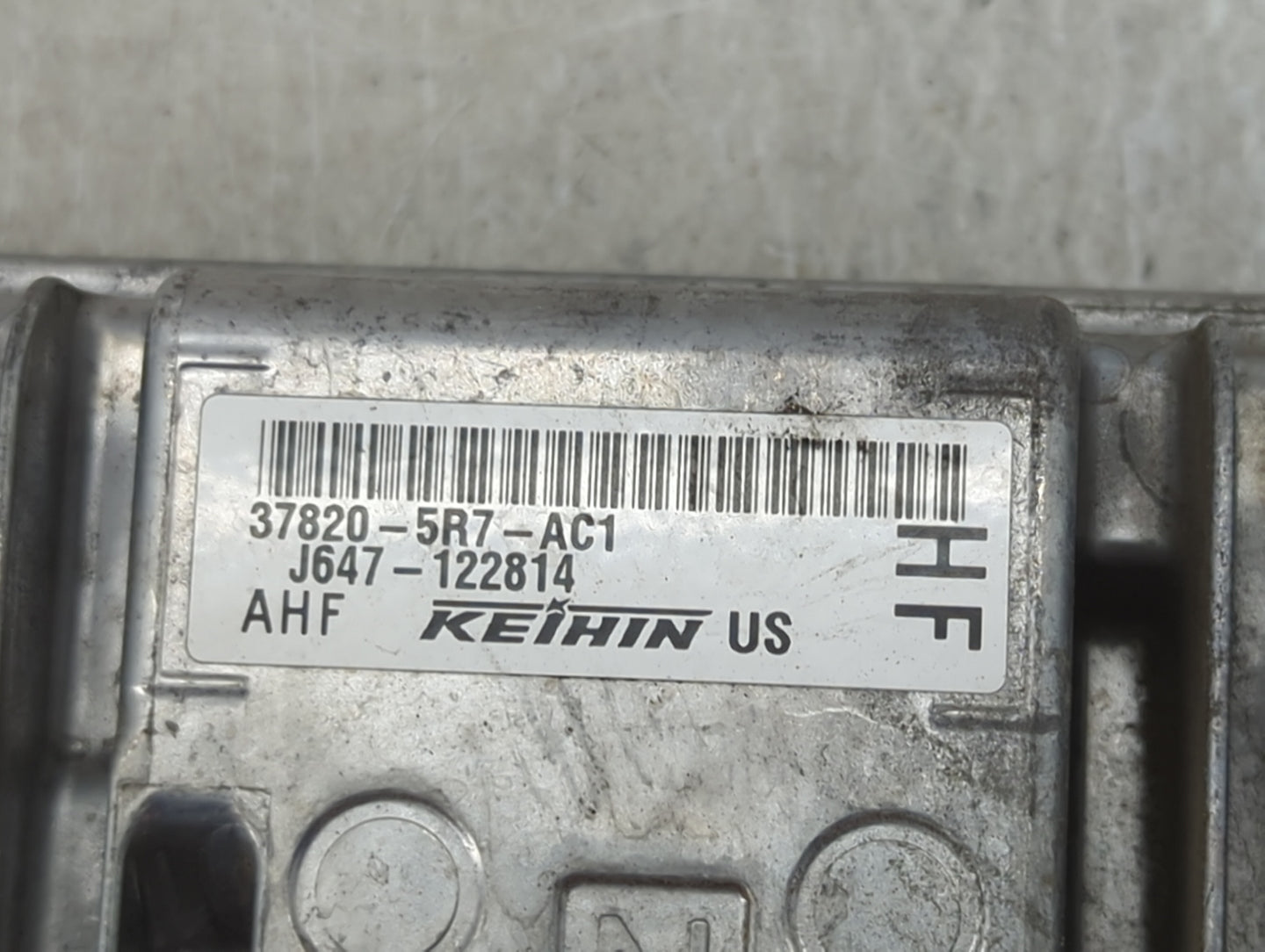 2018-2019 Honda Fit PCM Engine Control Computer ECU ECM PCU OEM P/N:37820-5R7-AC1 Fits Fits 2018 2019 OEM Used Auto Parts - 