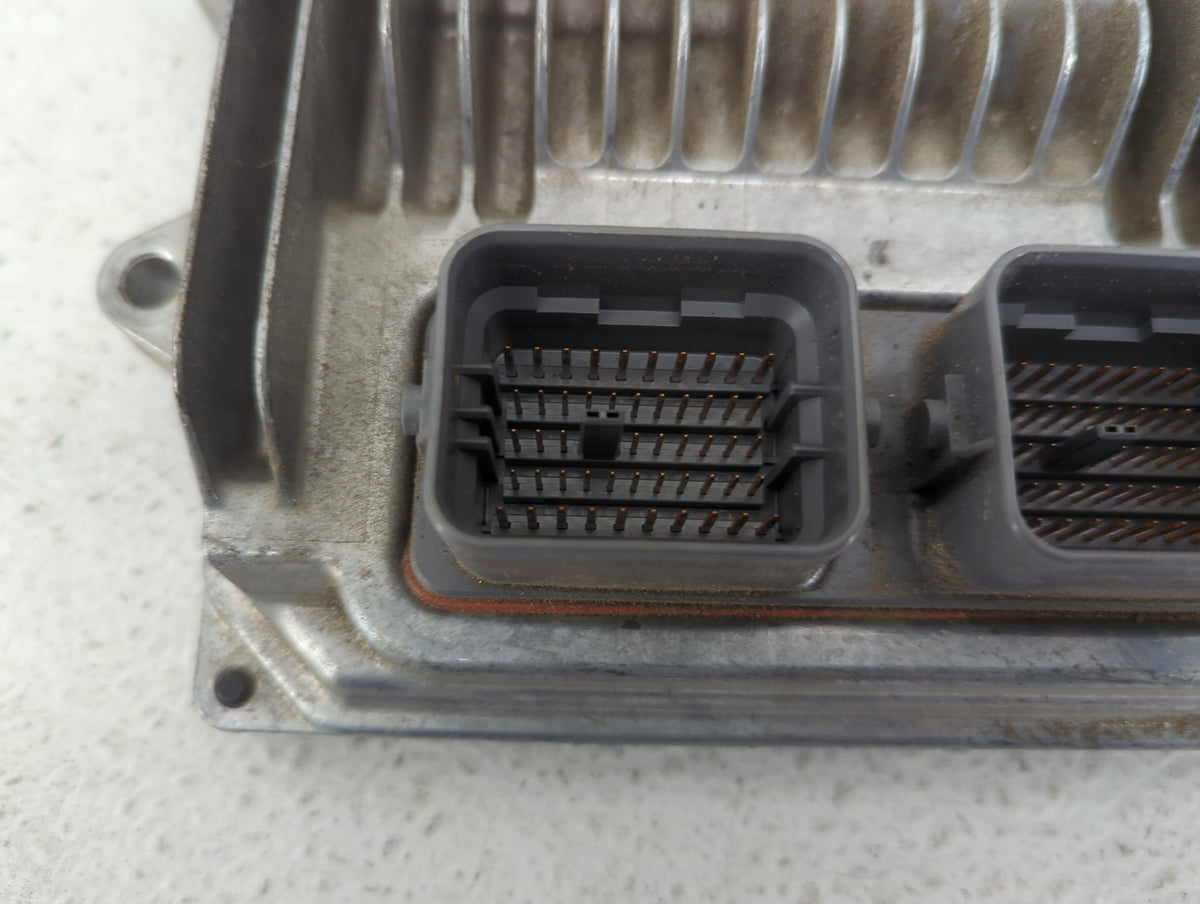 2018-2019 Honda Fit PCM Engine Control Computer ECU ECM PCU OEM P/N:37820-5R7-AC1 J647-123803 Fits 2018 2019 OEM Used Auto P